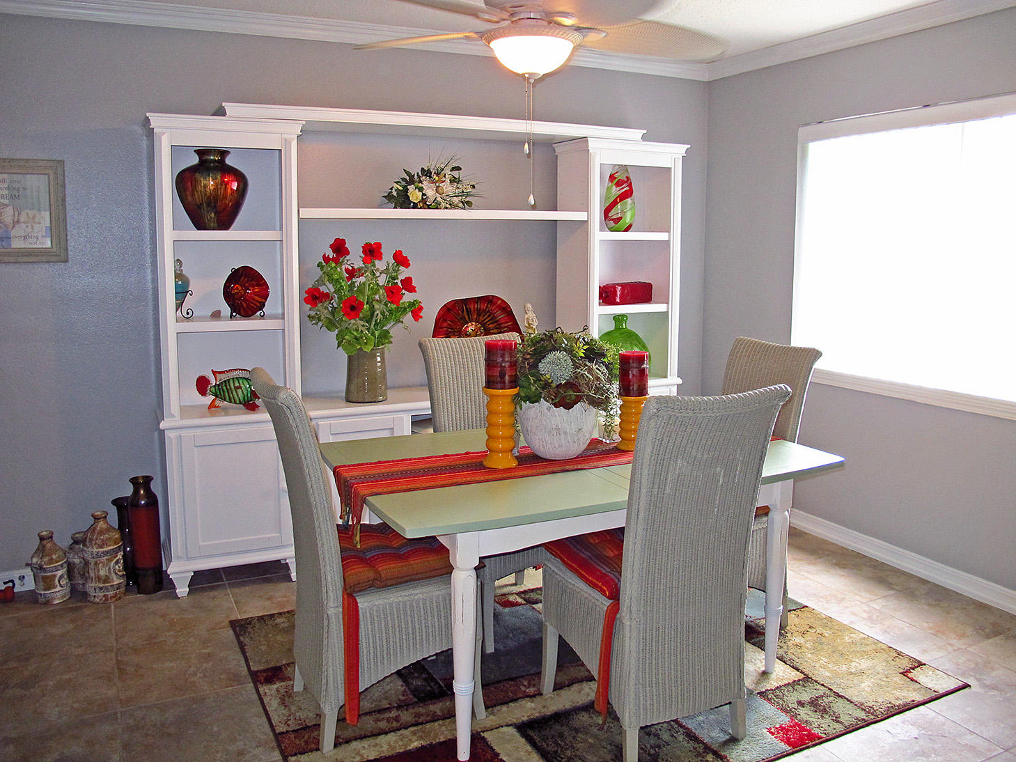 FINISTERRA CONDO - Residential