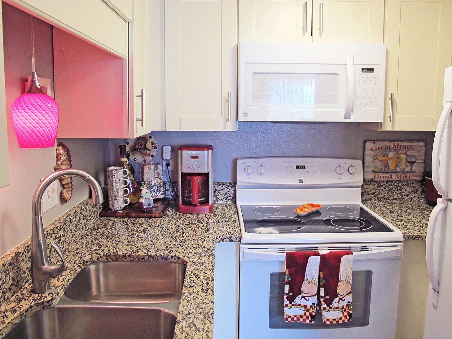 FINISTERRA CONDO - Residential