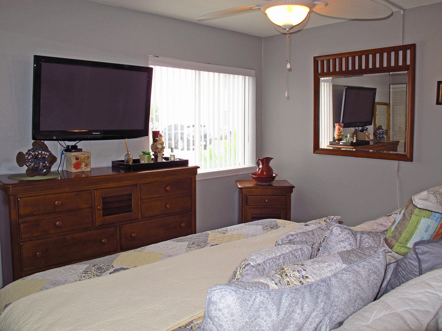 FINISTERRA CONDO - Residential