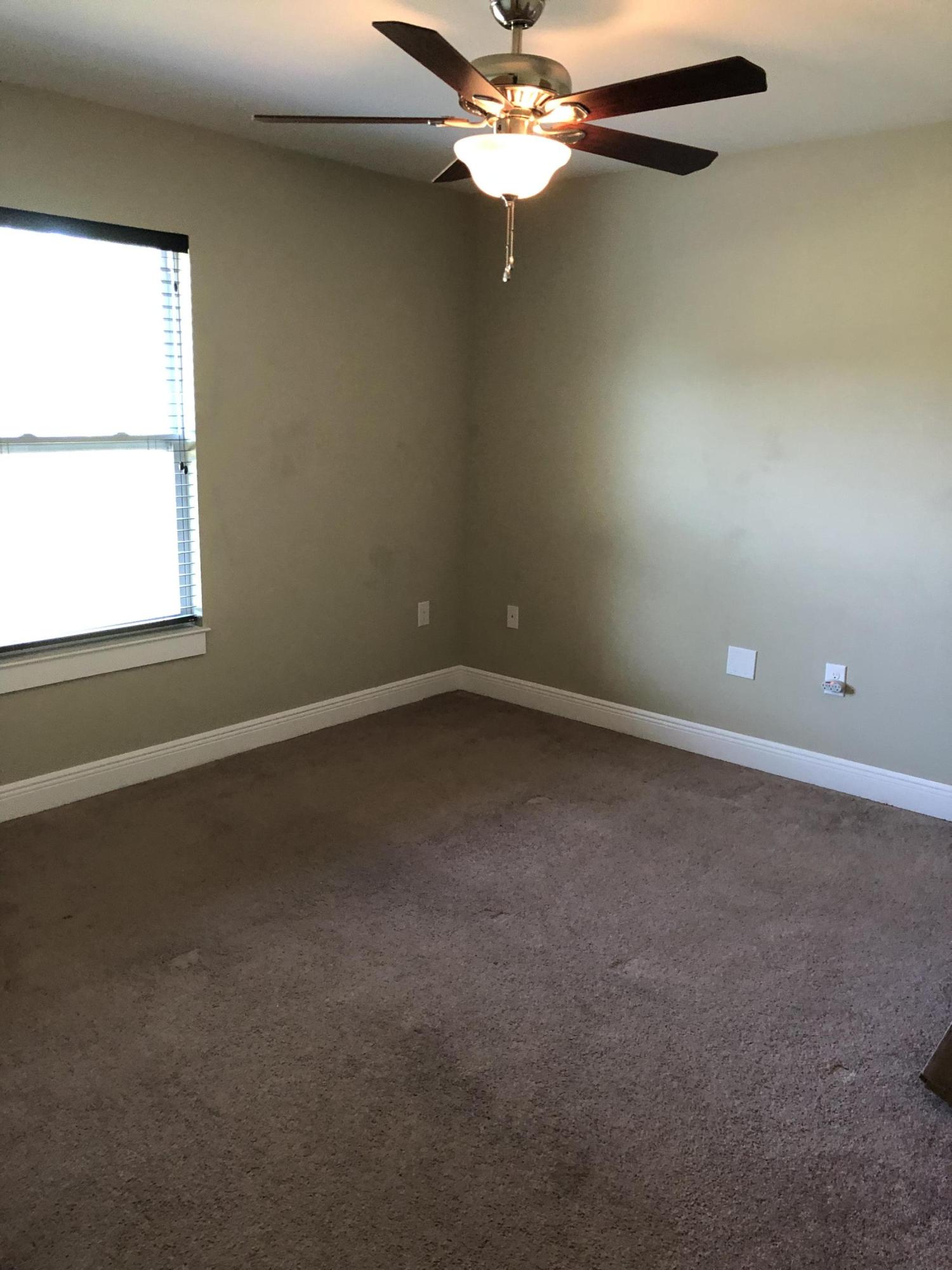 NAVARRE S/D 2ND ADDN - Residential