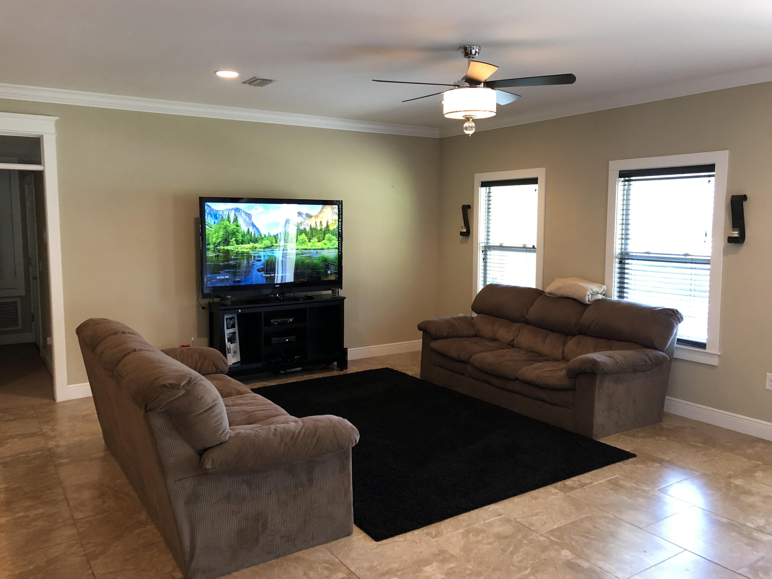 NAVARRE S/D 2ND ADDN - Residential