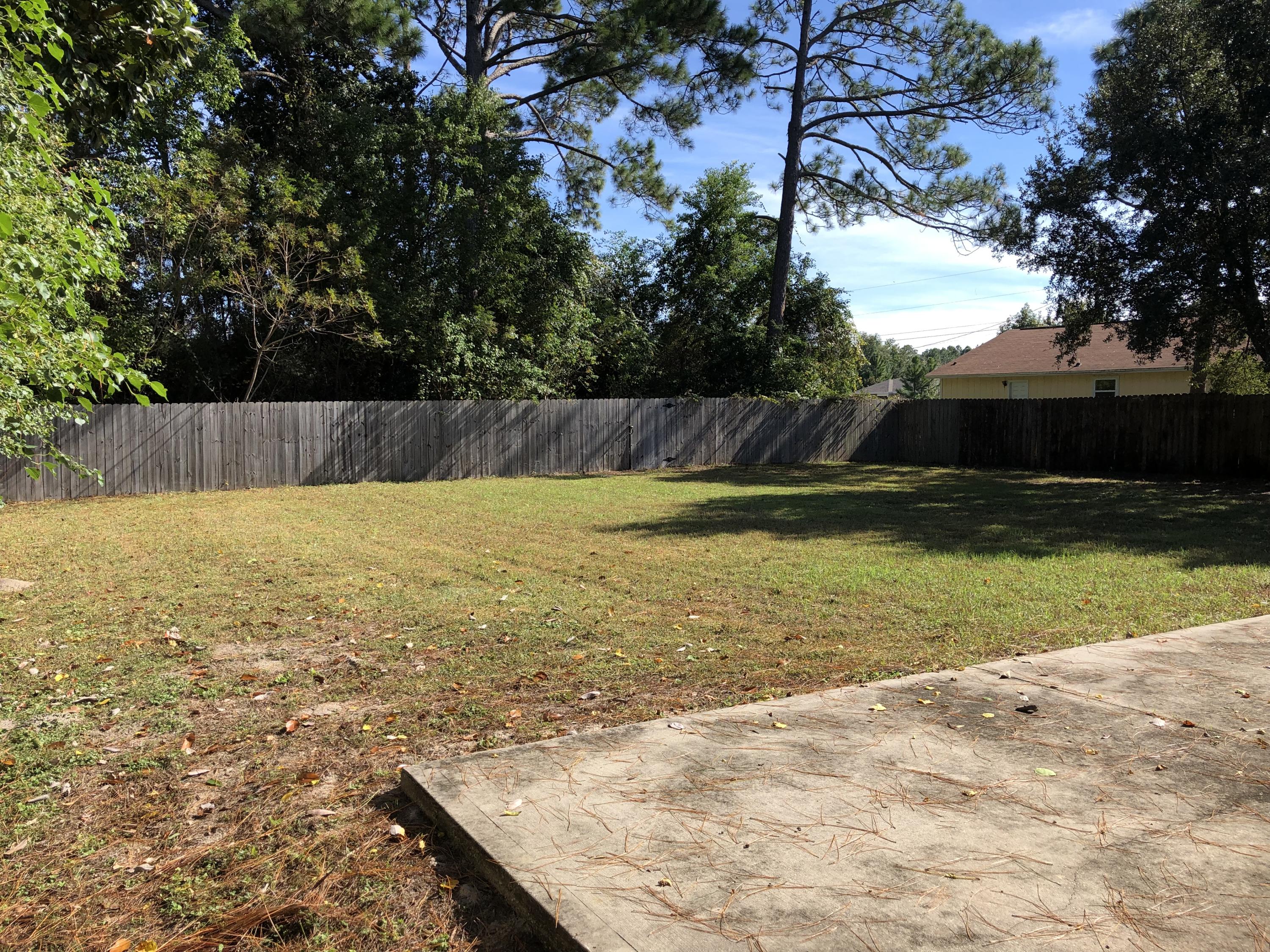 NAVARRE S/D 2ND ADDN - Residential