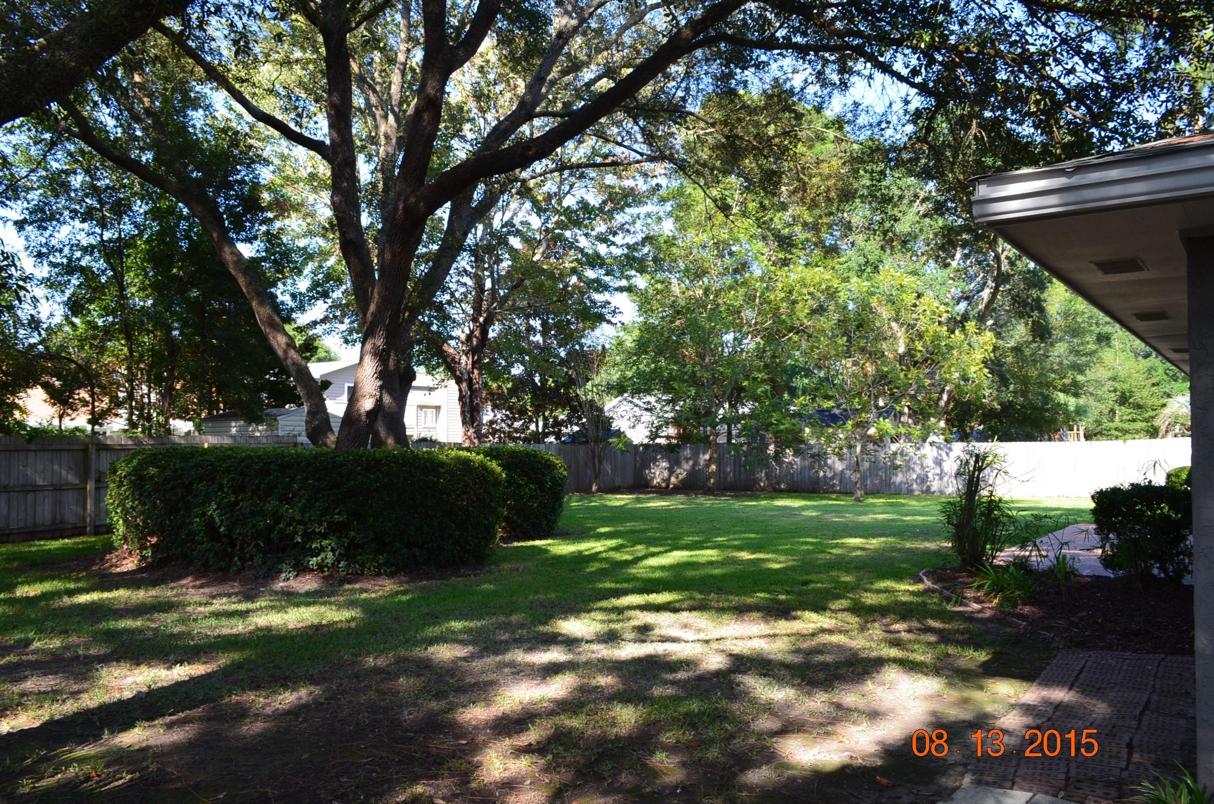 RAINTREE ESTATES - Residential