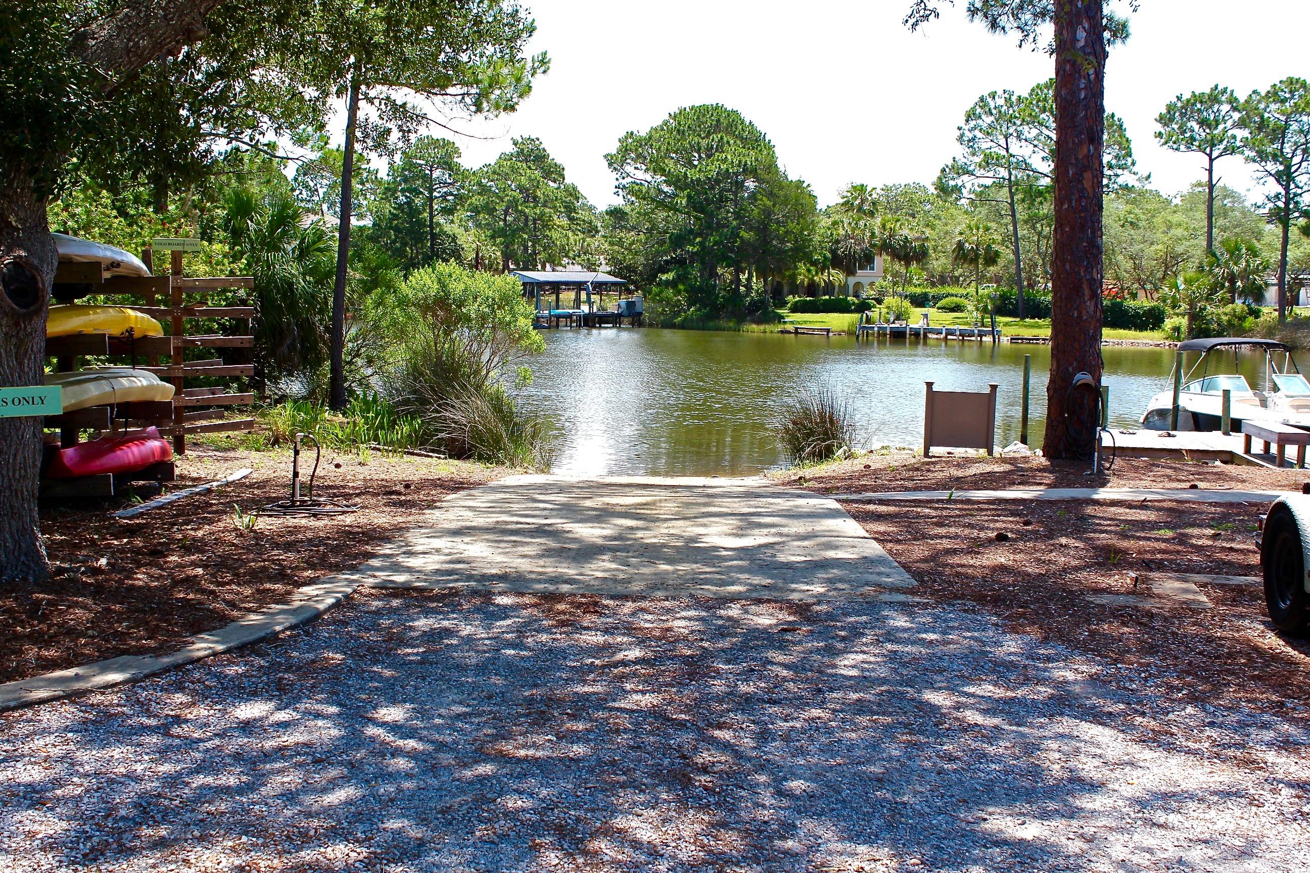 CARSON OAKS - Residential