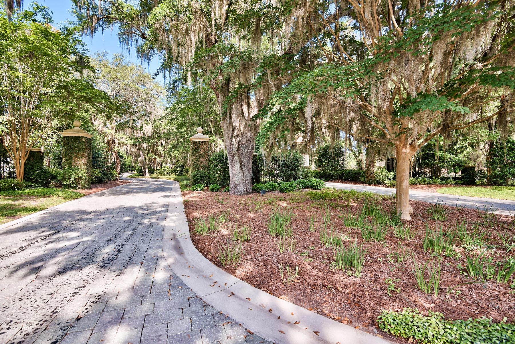 CARSON OAKS - Residential