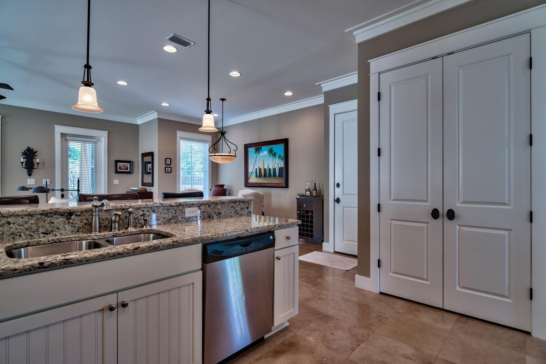 CARSON OAKS - Residential