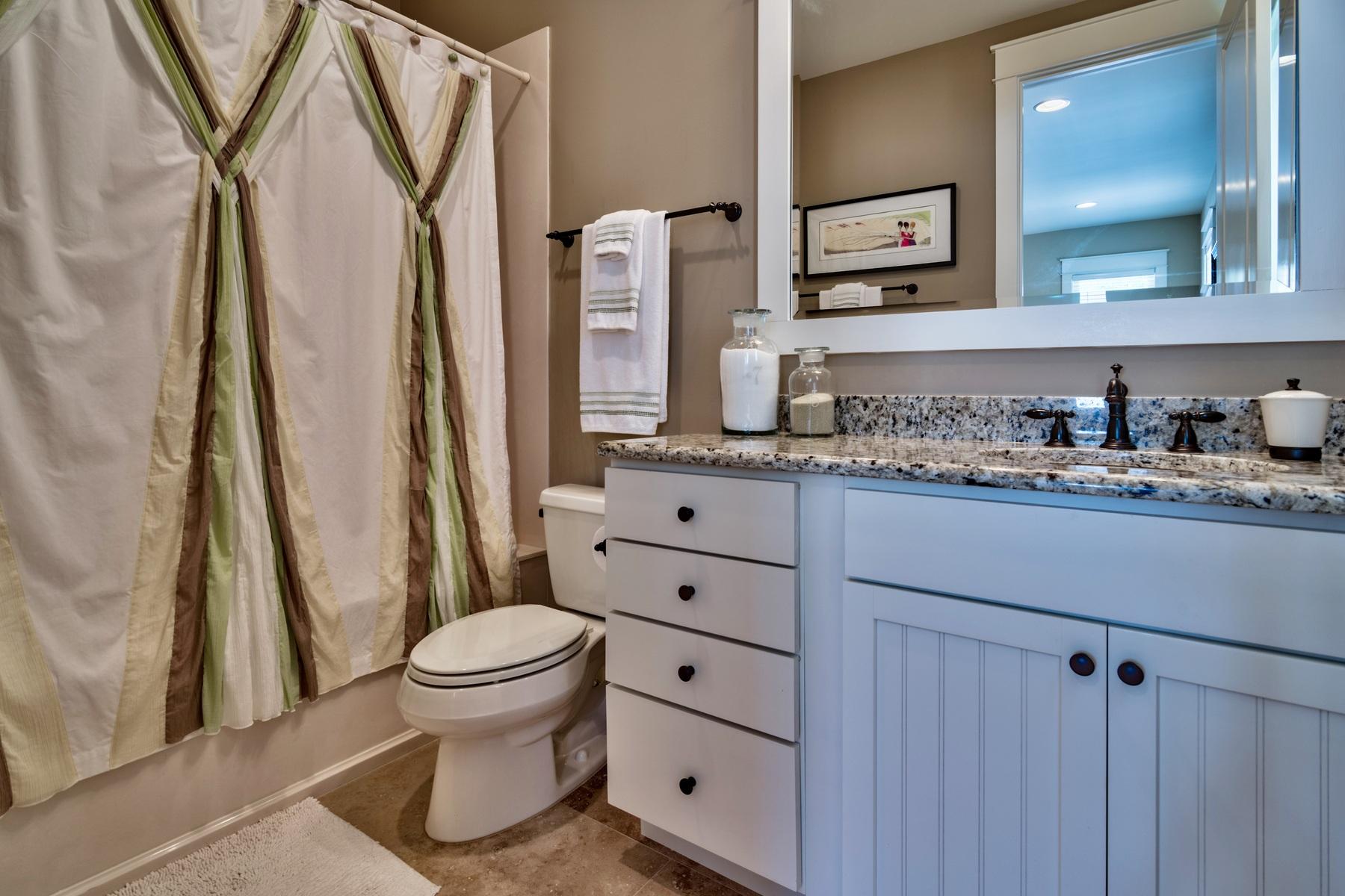 CARSON OAKS - Residential