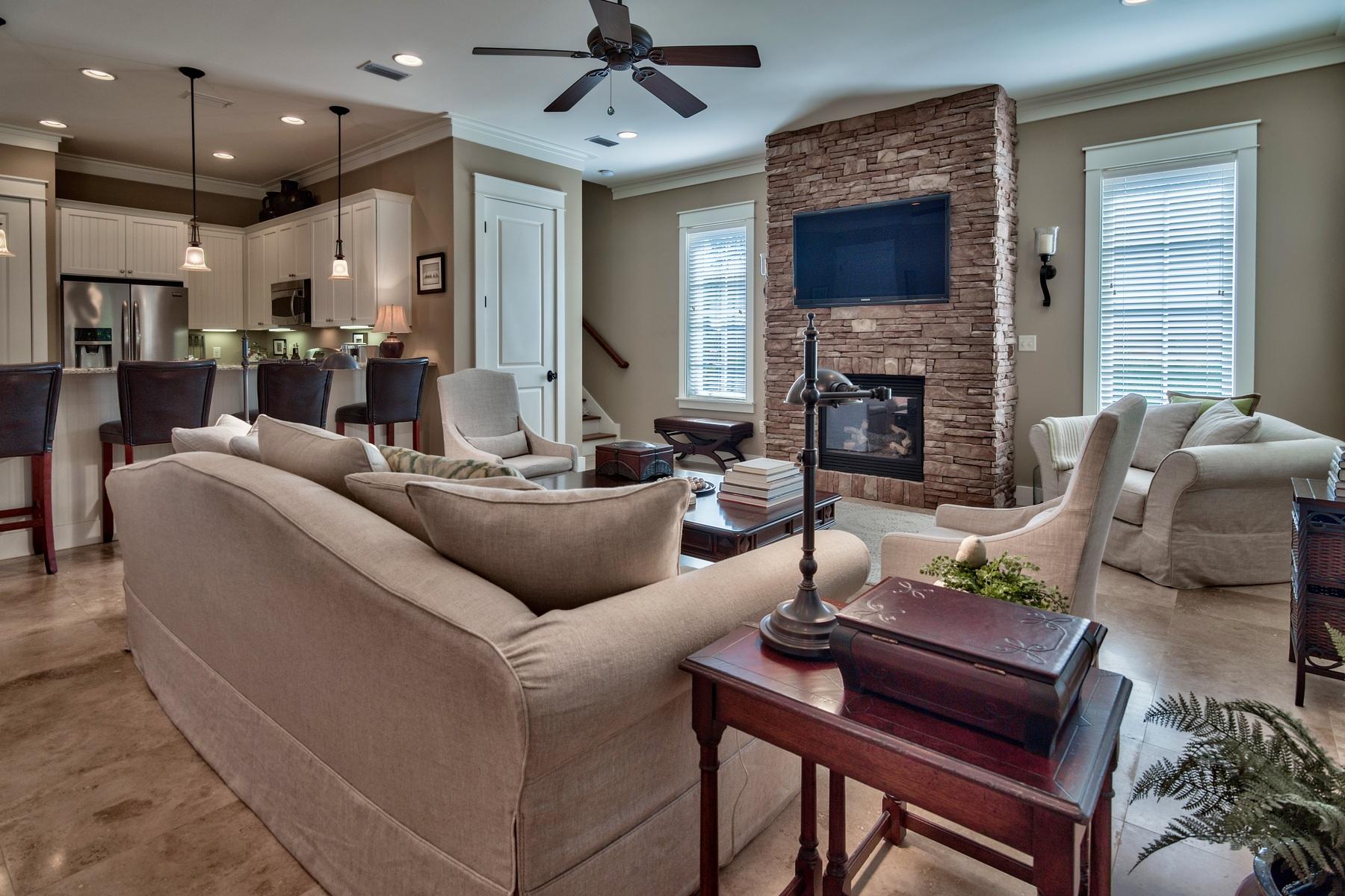 CARSON OAKS - Residential