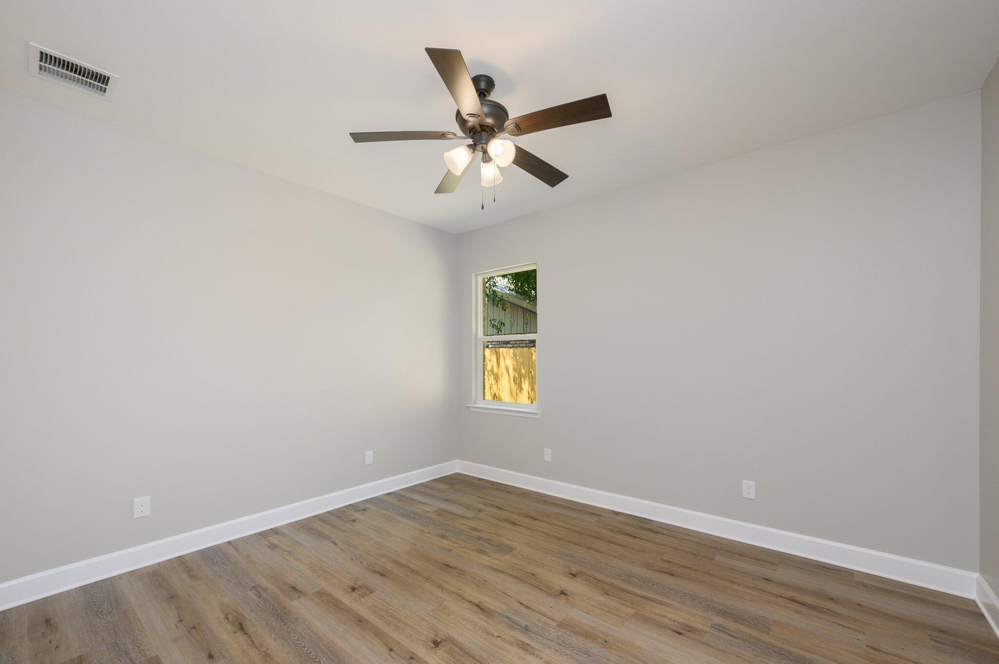 GARNIERS HTS 1ST ADD - Residential