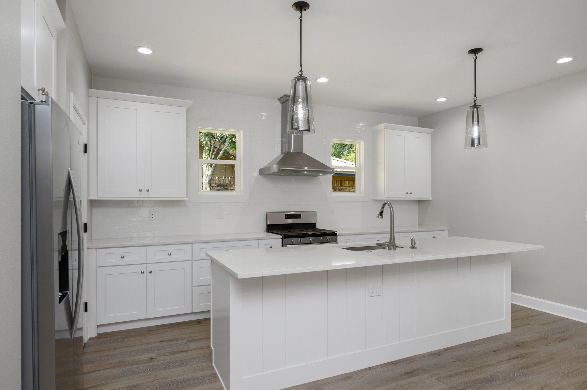 GARNIERS HTS 1ST ADD - Residential