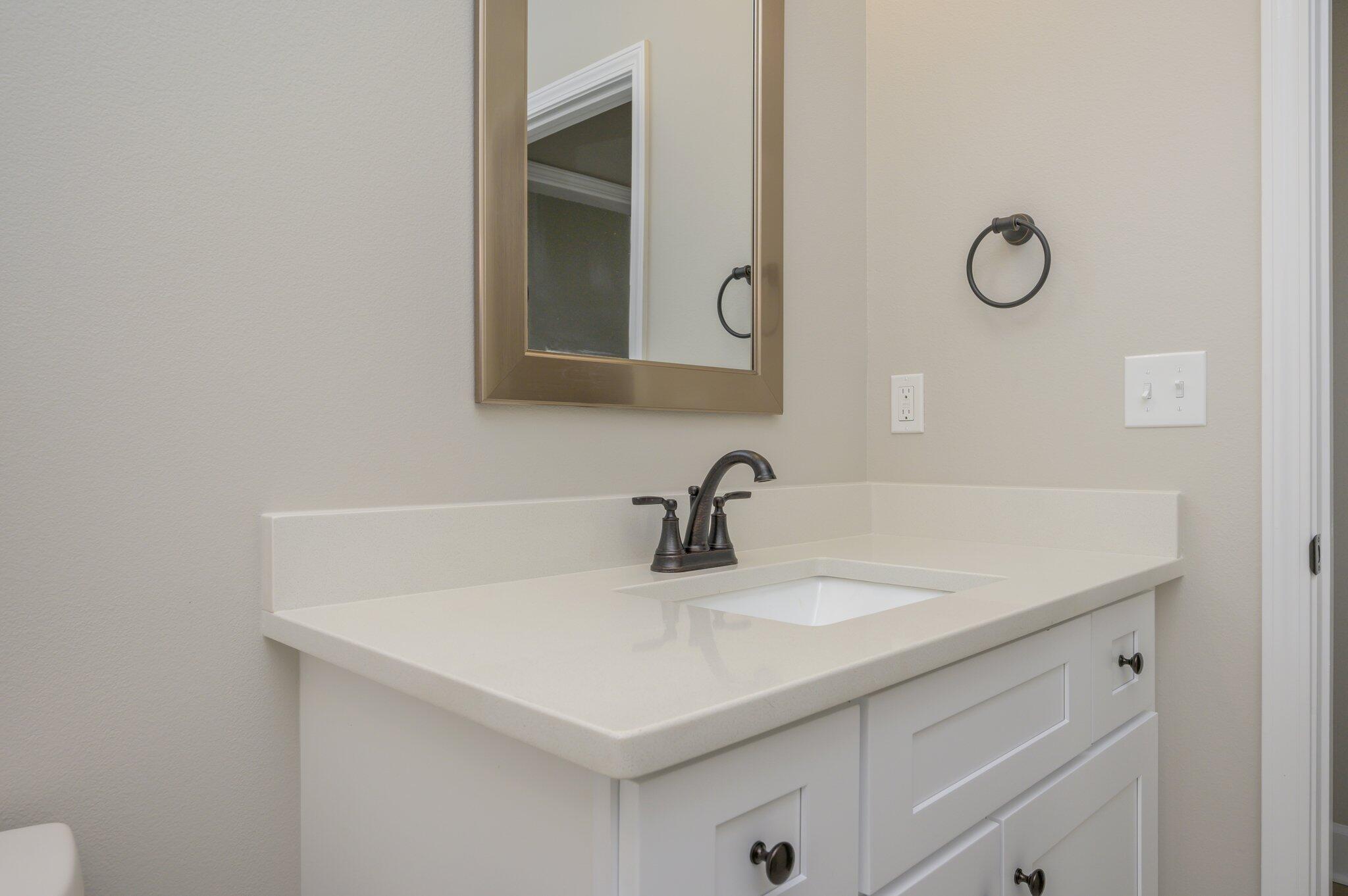 GARNIERS HTS 1ST ADD - Residential