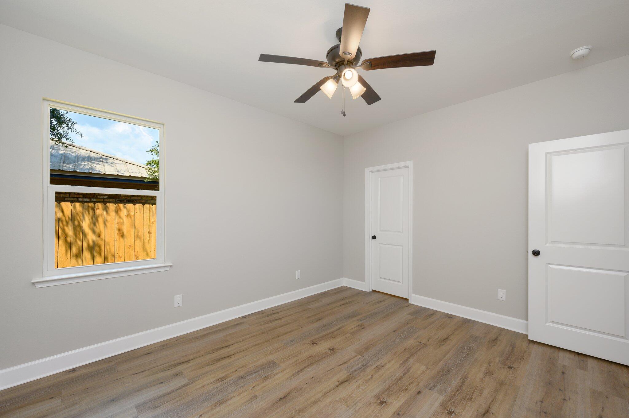 GARNIERS HTS 1ST ADD - Residential