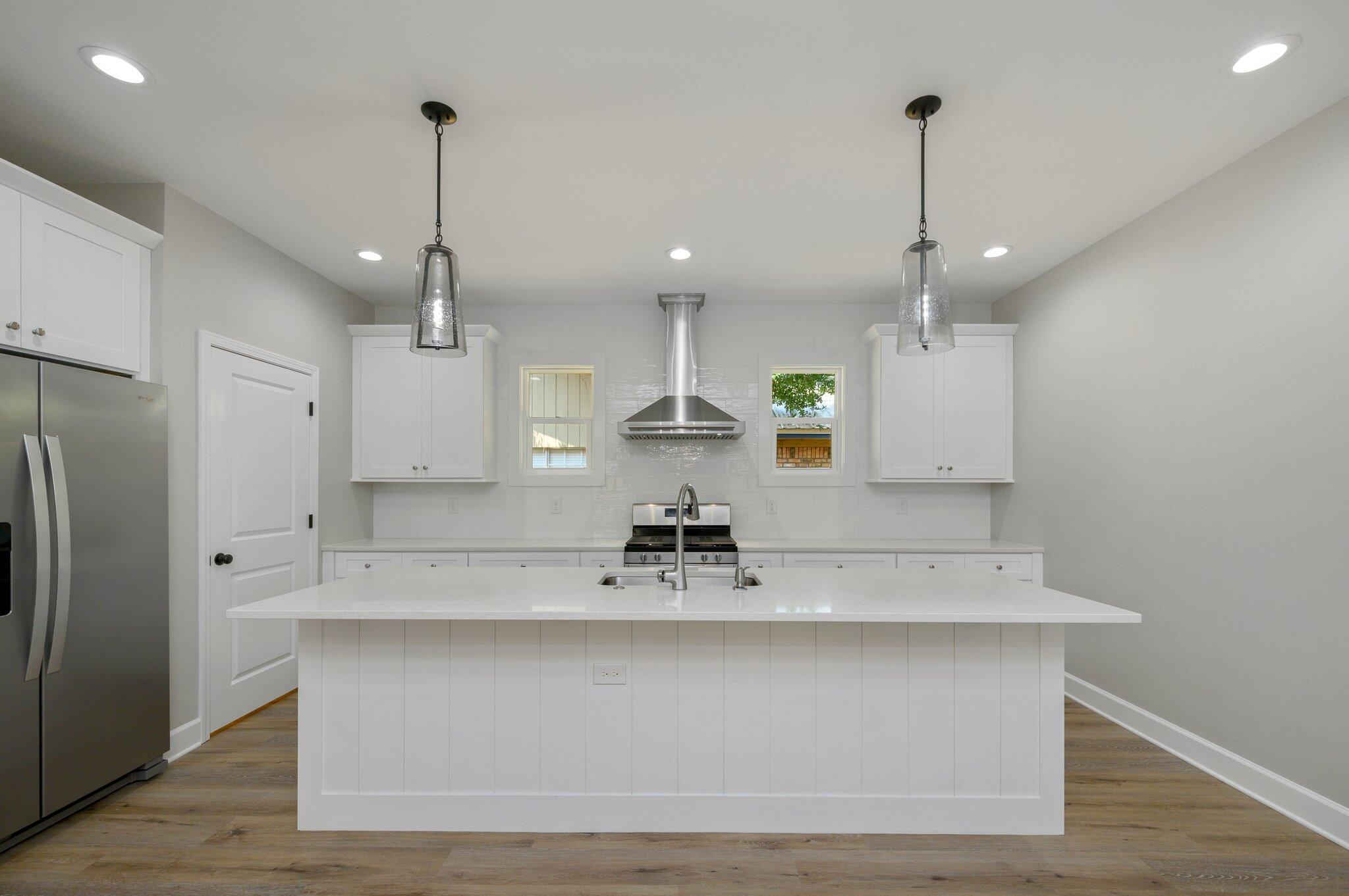 GARNIERS HTS 1ST ADD - Residential