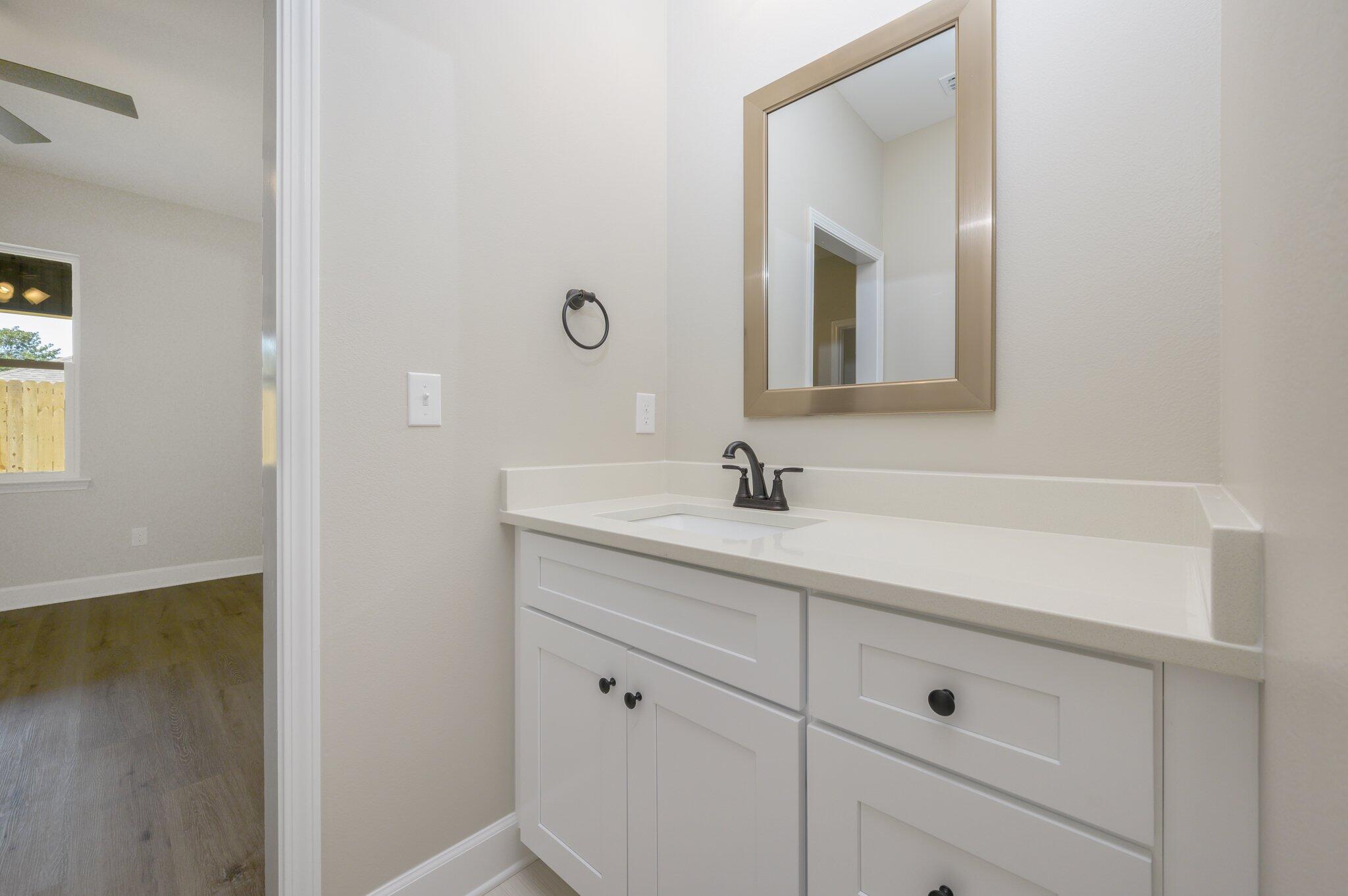 GARNIERS HTS 1ST ADD - Residential