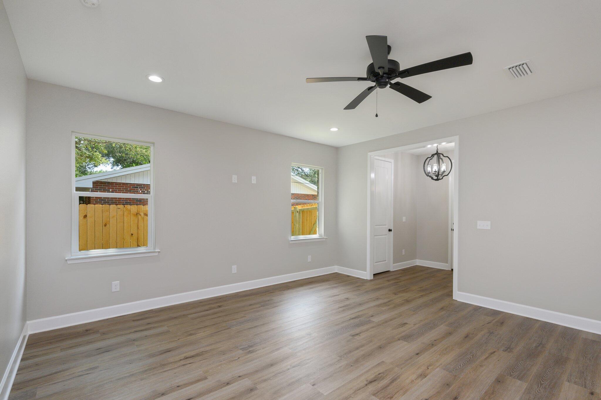 GARNIERS HTS 1ST ADD - Residential