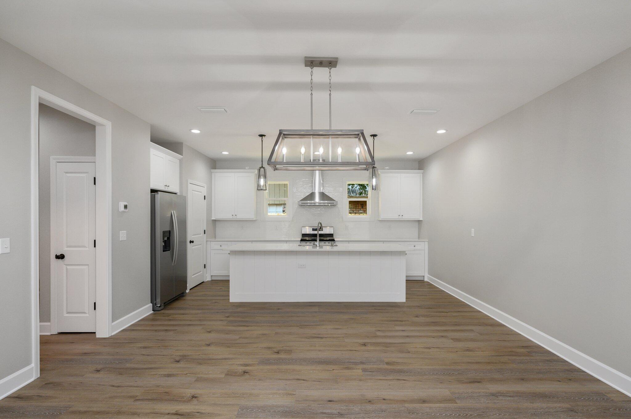 GARNIERS HTS 1ST ADD - Residential