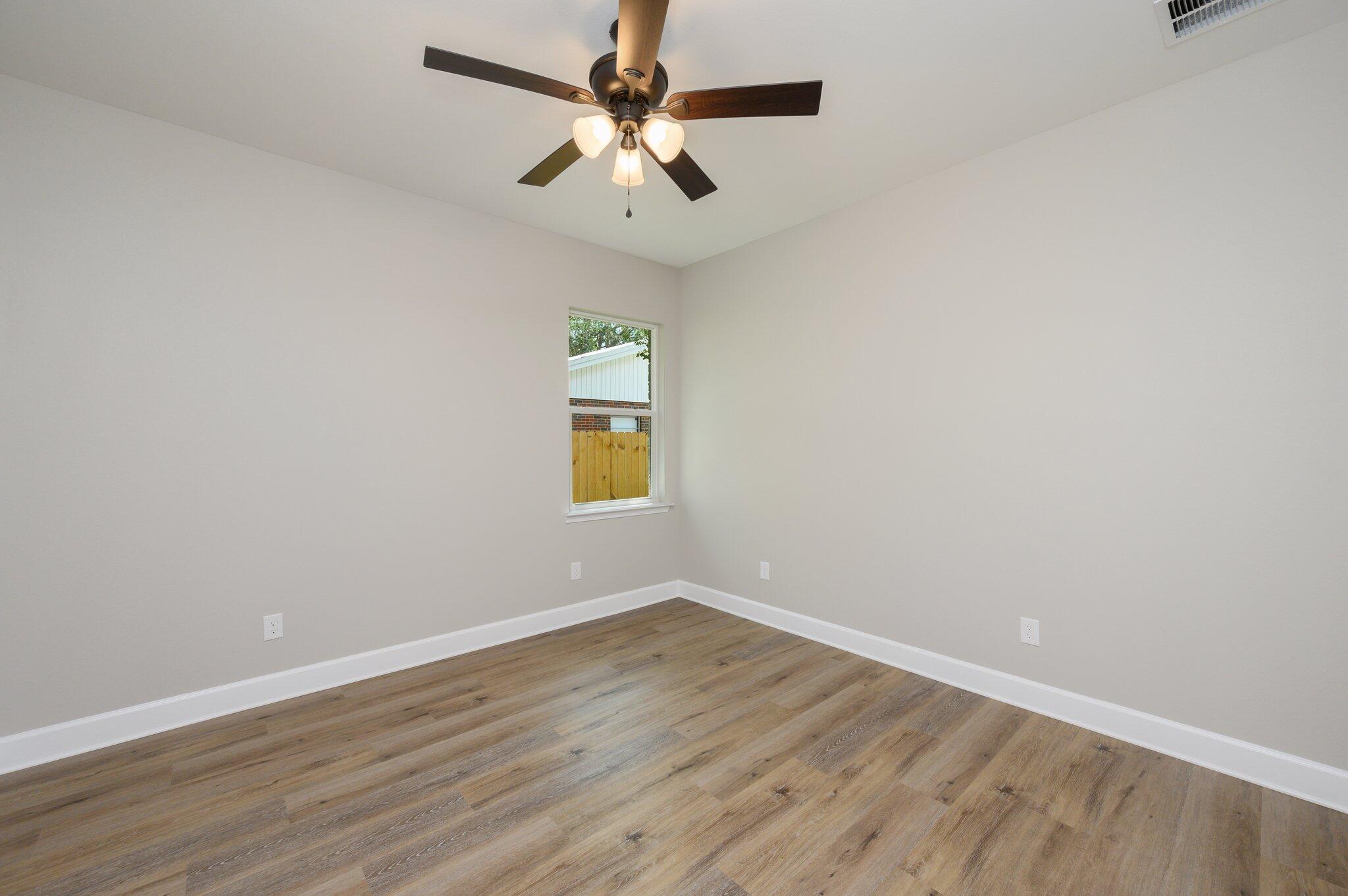 GARNIERS HTS 1ST ADD - Residential