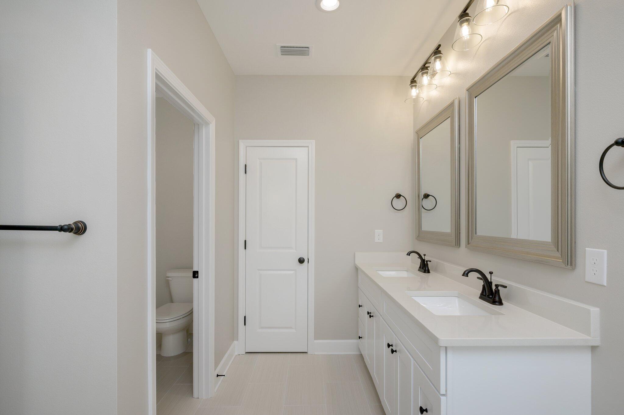 GARNIERS HTS 1ST ADD - Residential