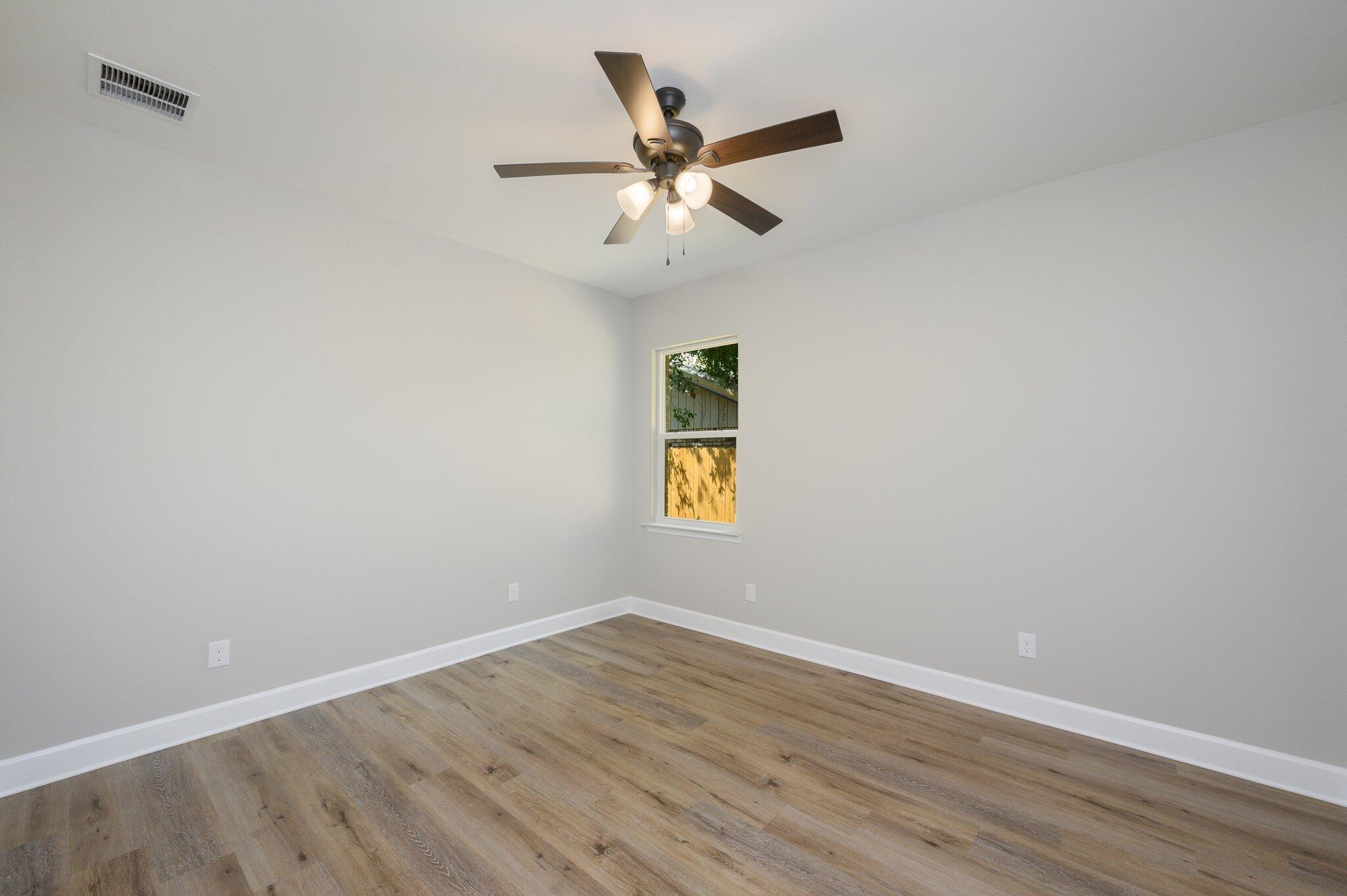 GARNIERS HTS 1ST ADD - Residential