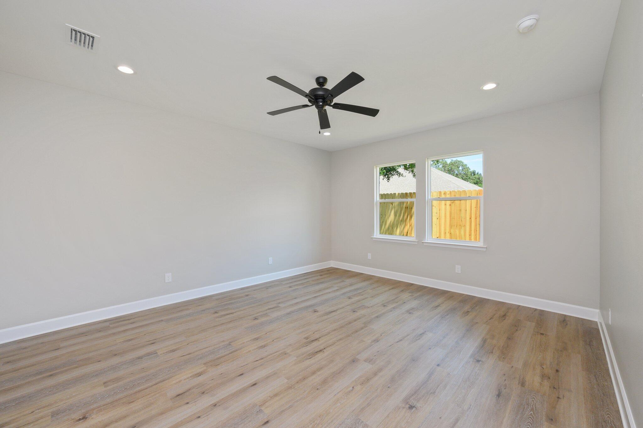 GARNIERS HTS 1ST ADD - Residential