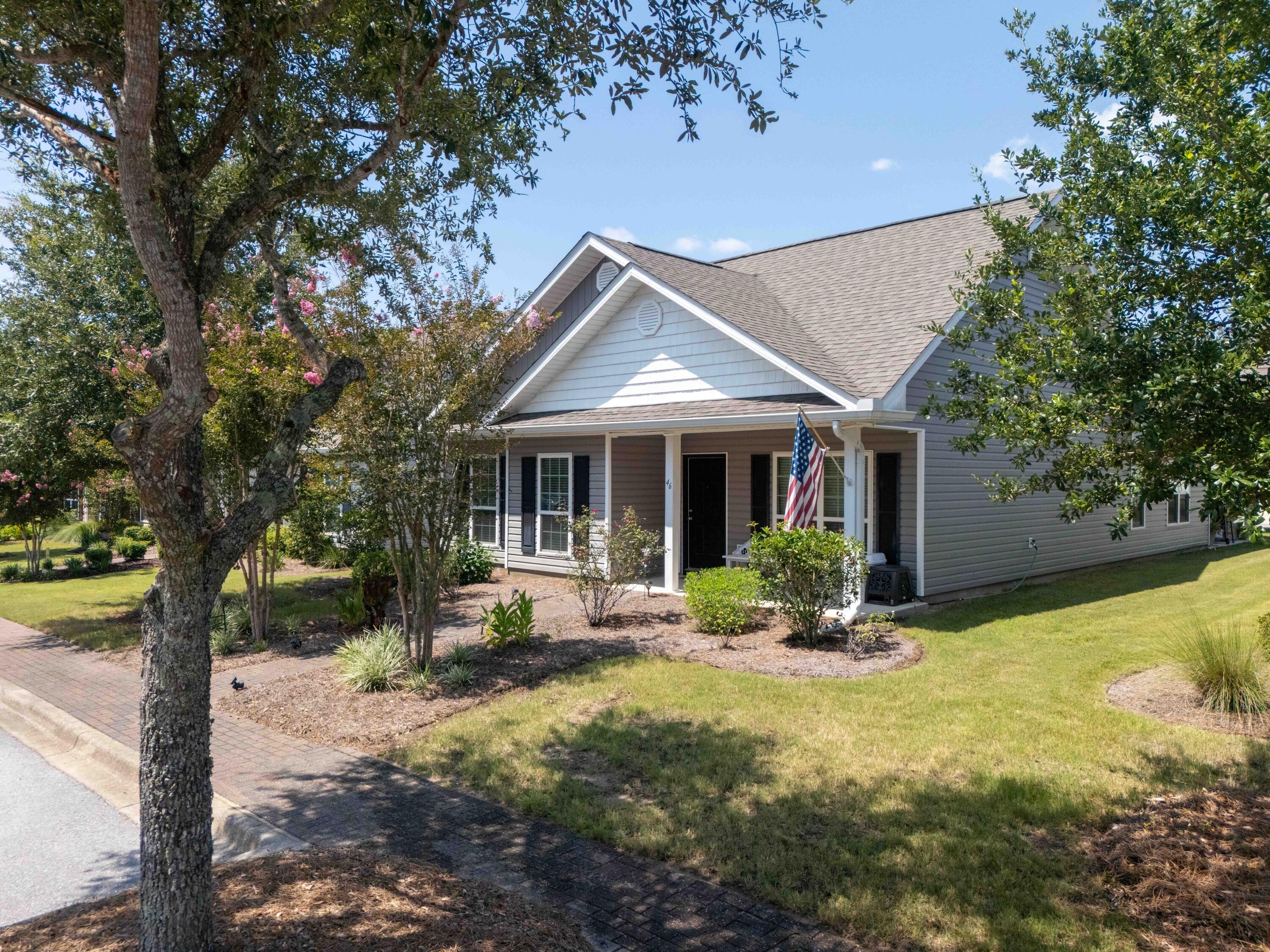 HAMMOCK BAY - Residential