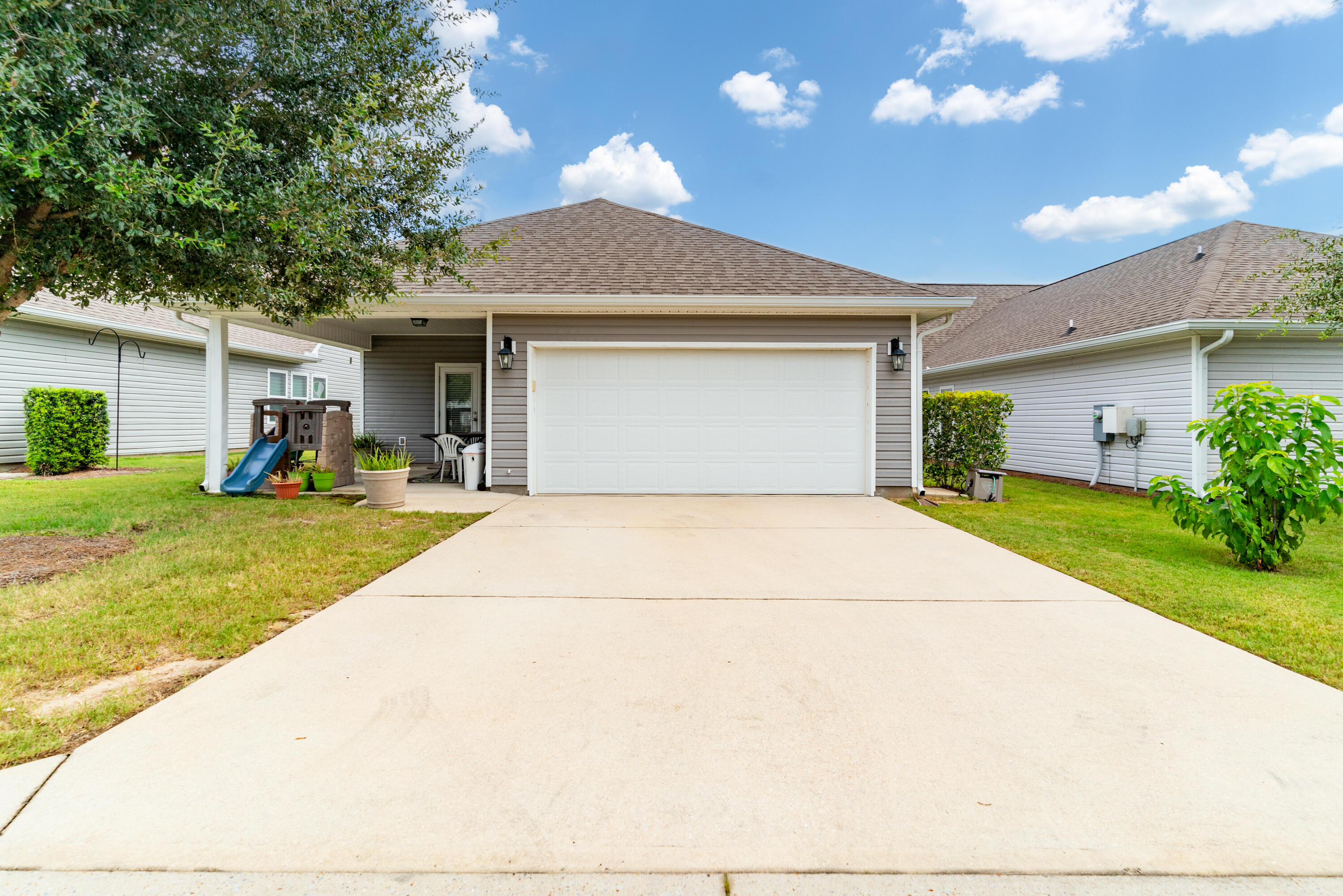 HAMMOCK BAY - Residential