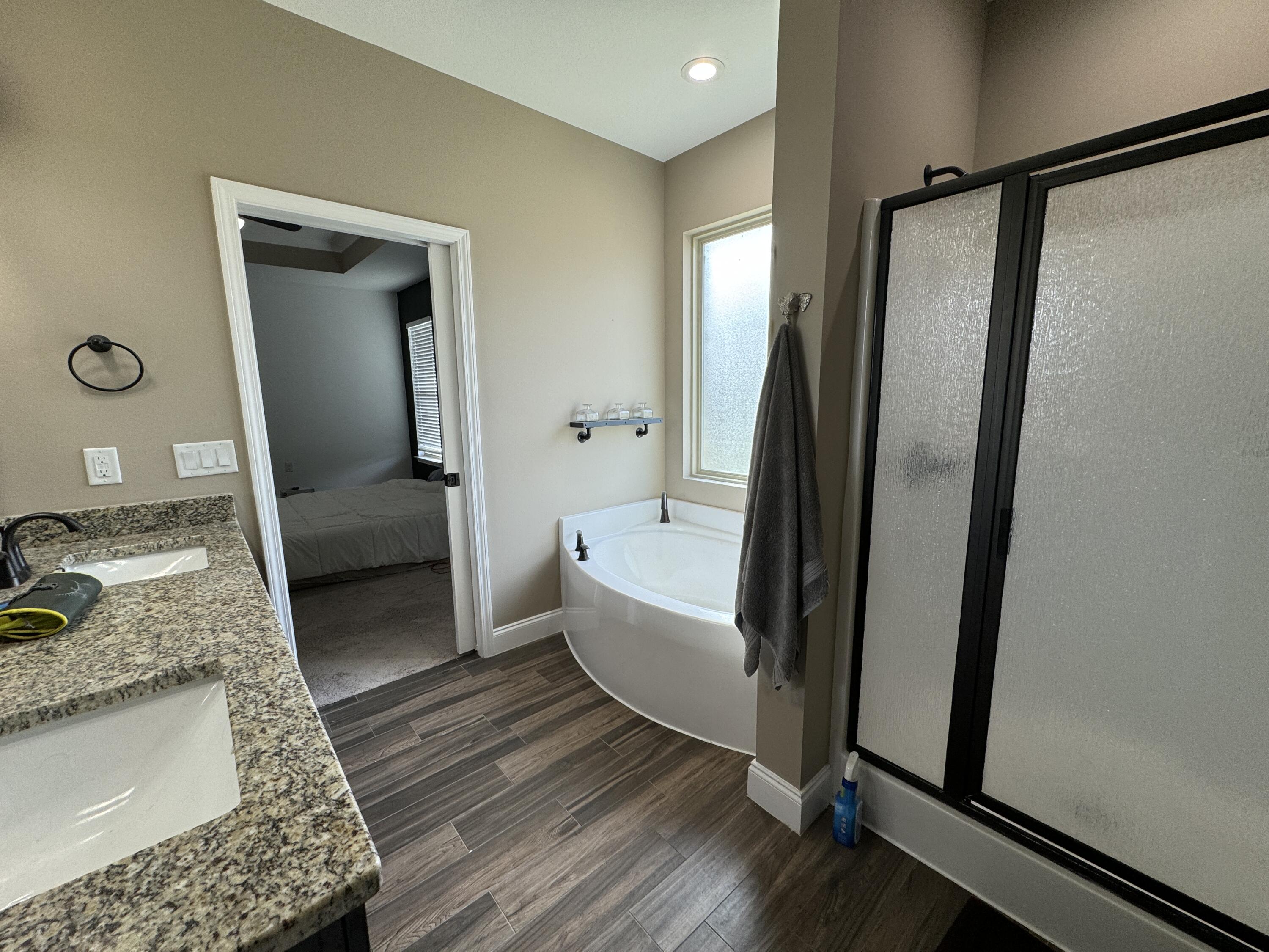CREDENCE CROSSING - Residential Lease