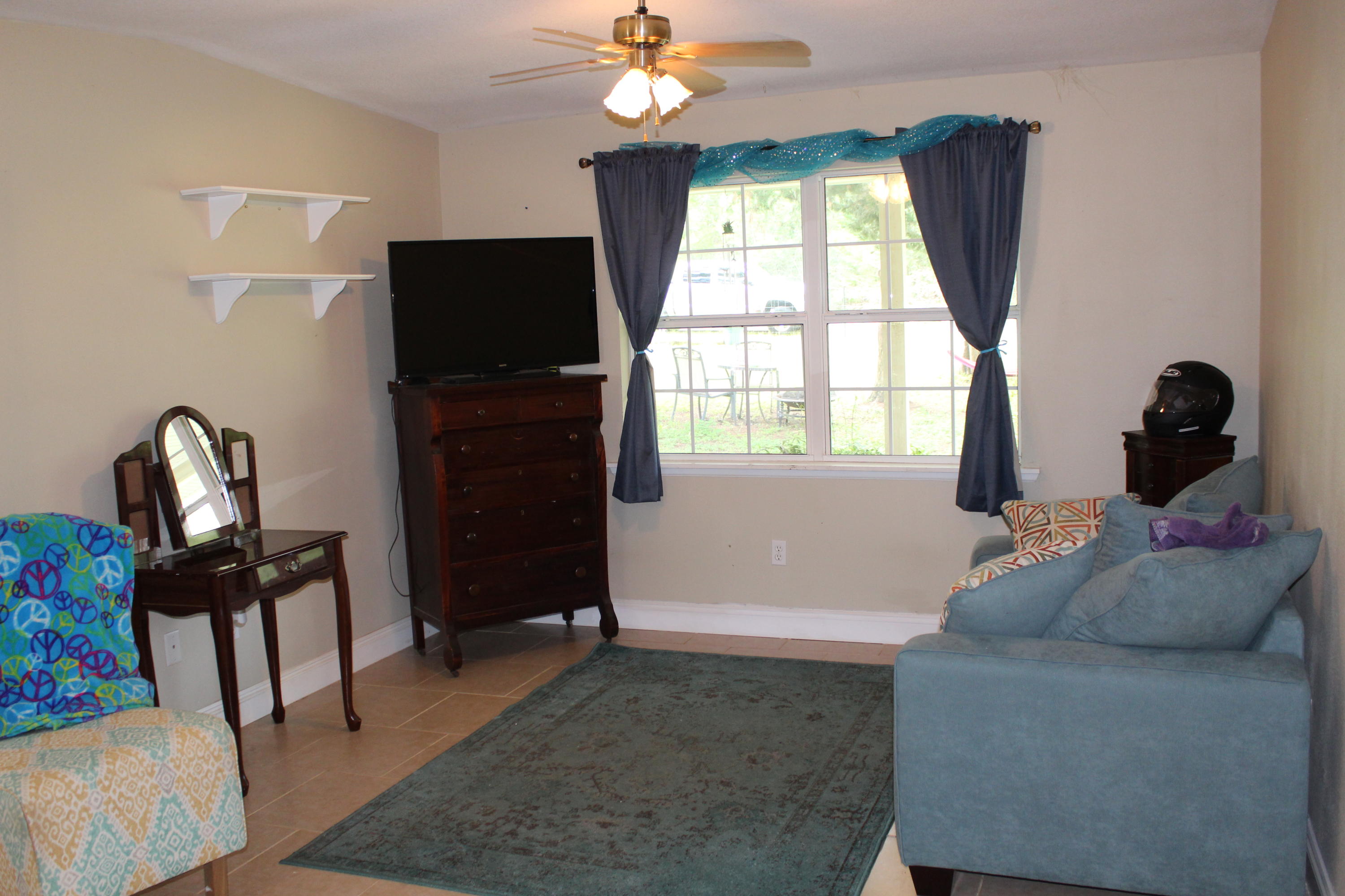 OAKWOOD HILLS UNIT 1 - Residential