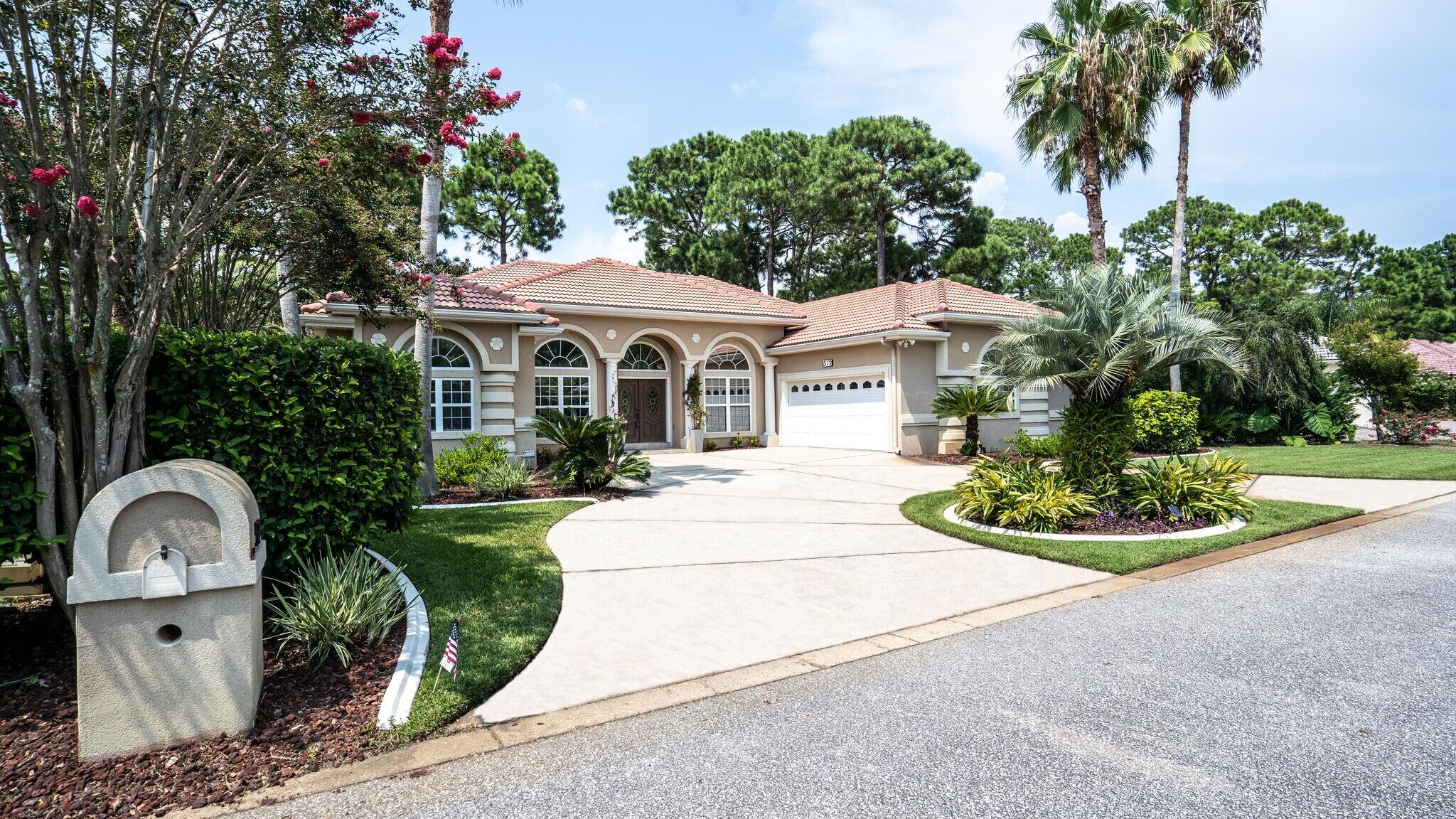 EMERALD BAY PH 1A - Residential