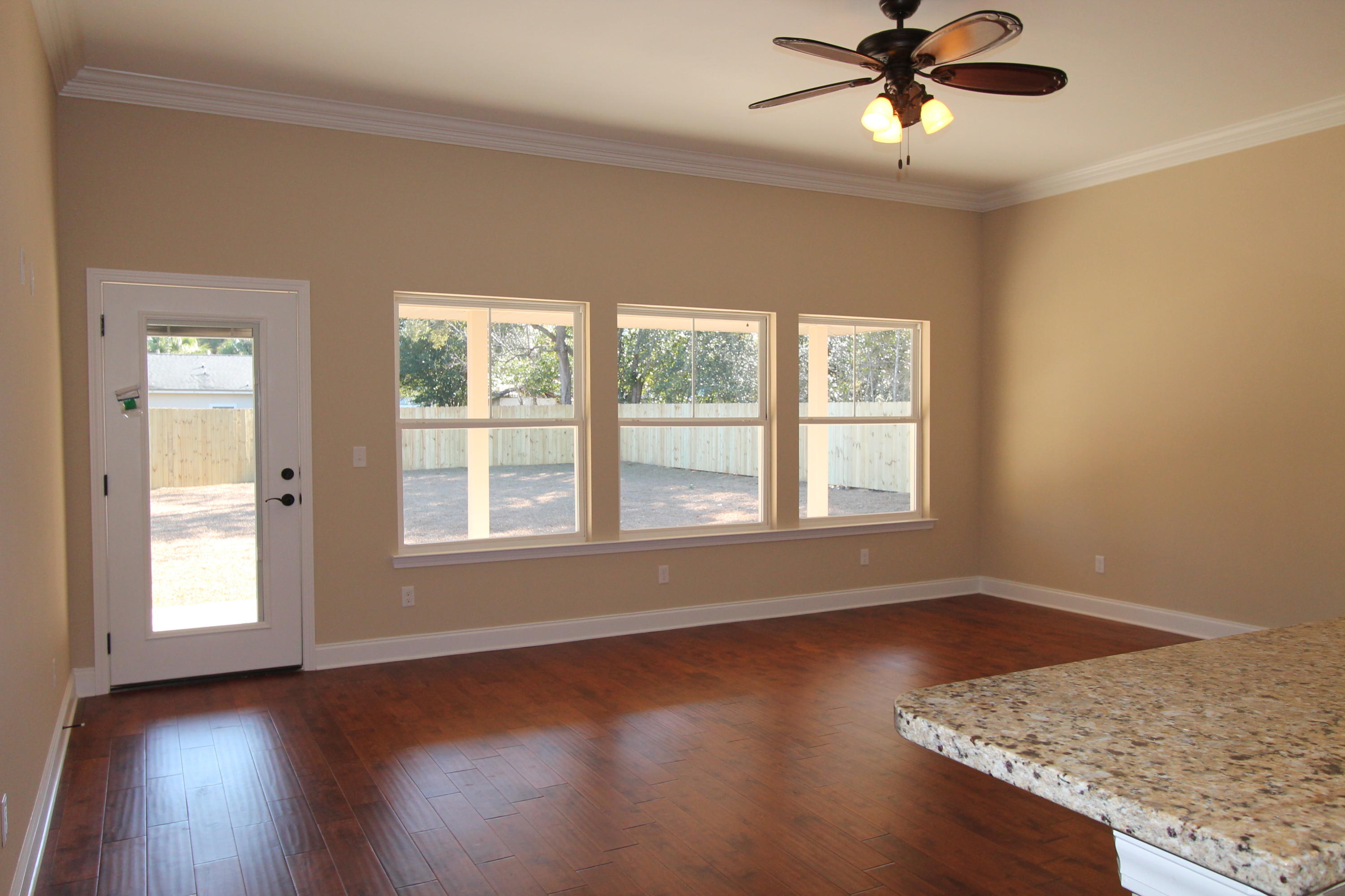 RACETRACK ROAD - Residential