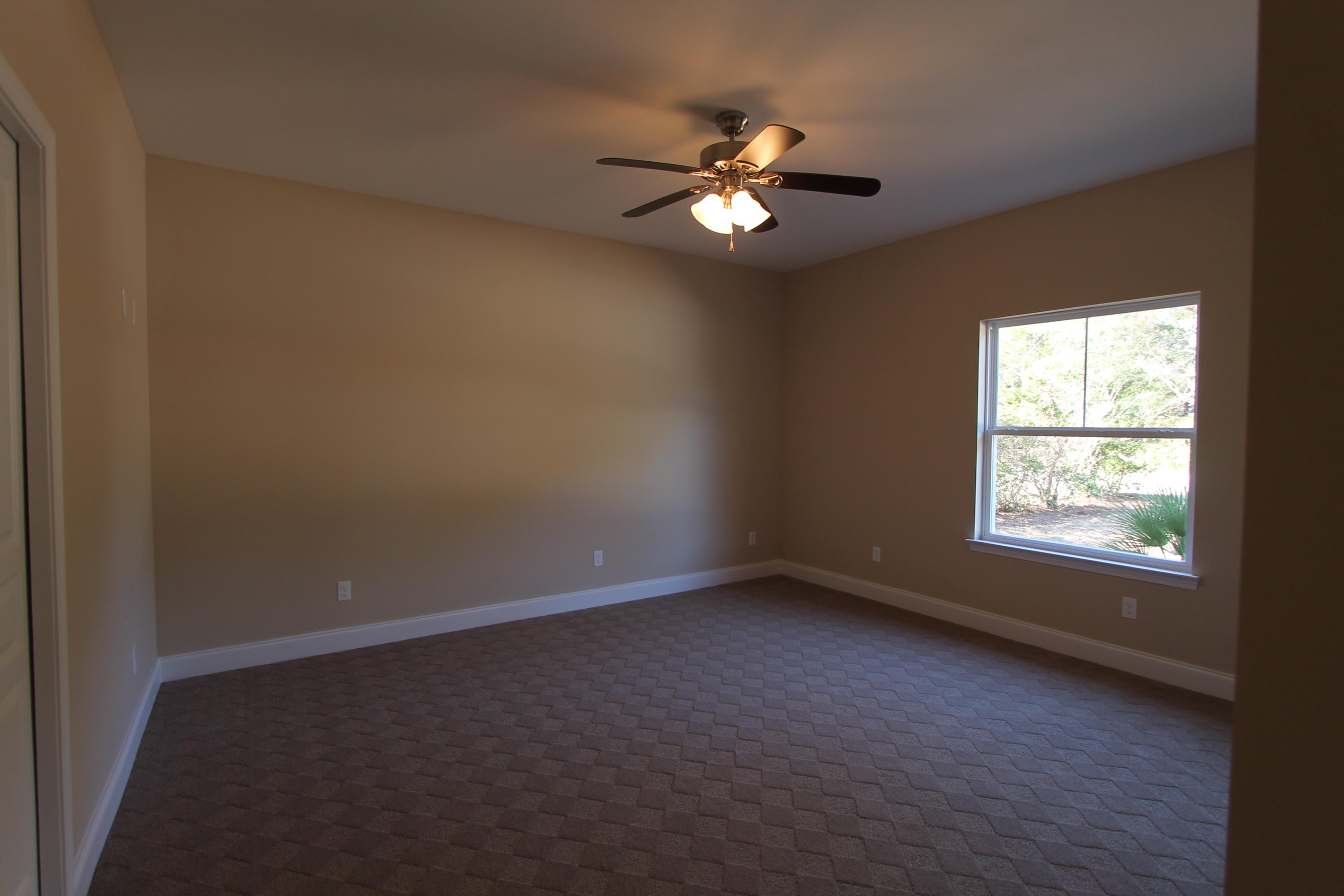 RACETRACK ROAD - Residential