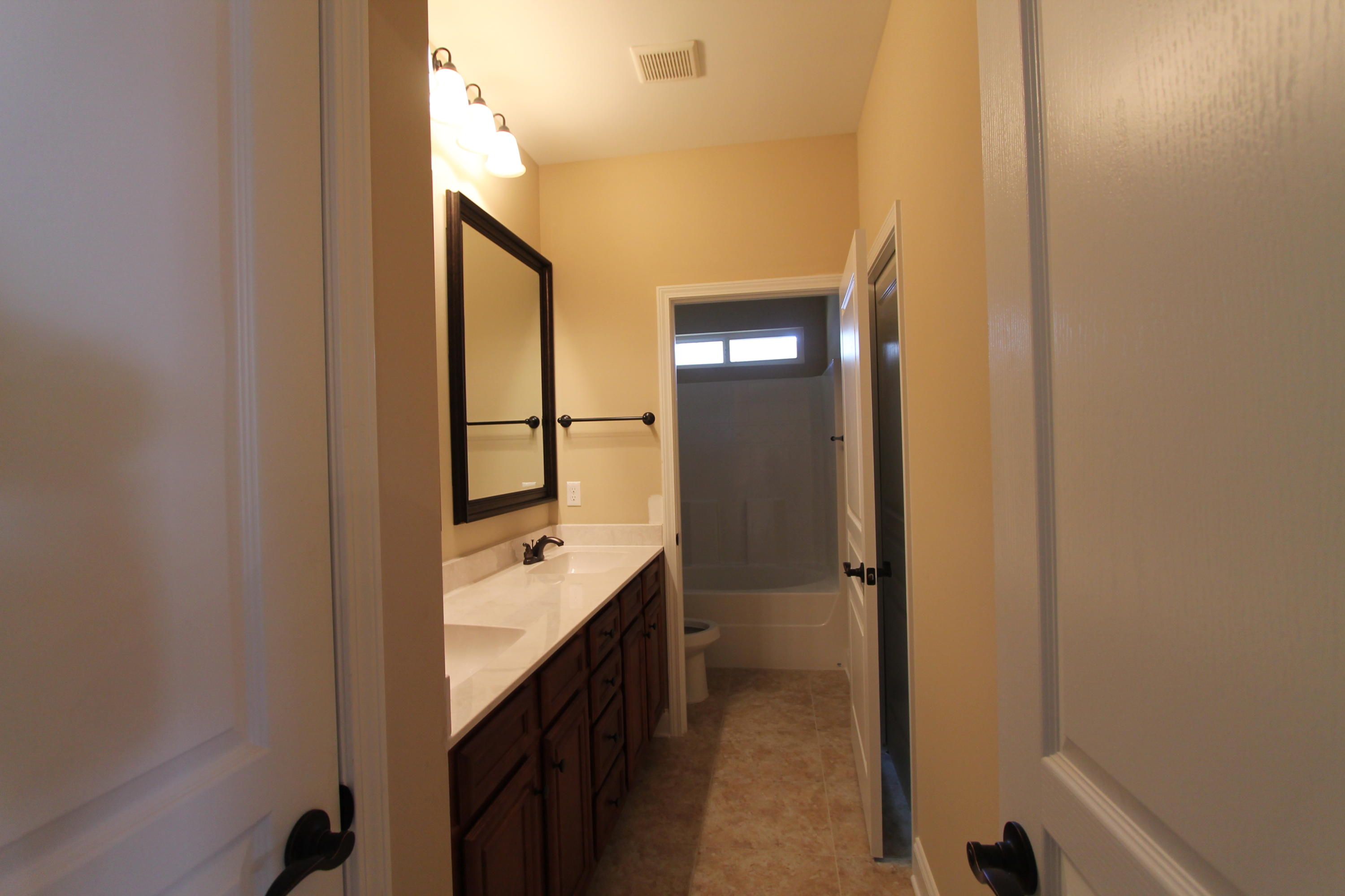 RACETRACK ROAD - Residential