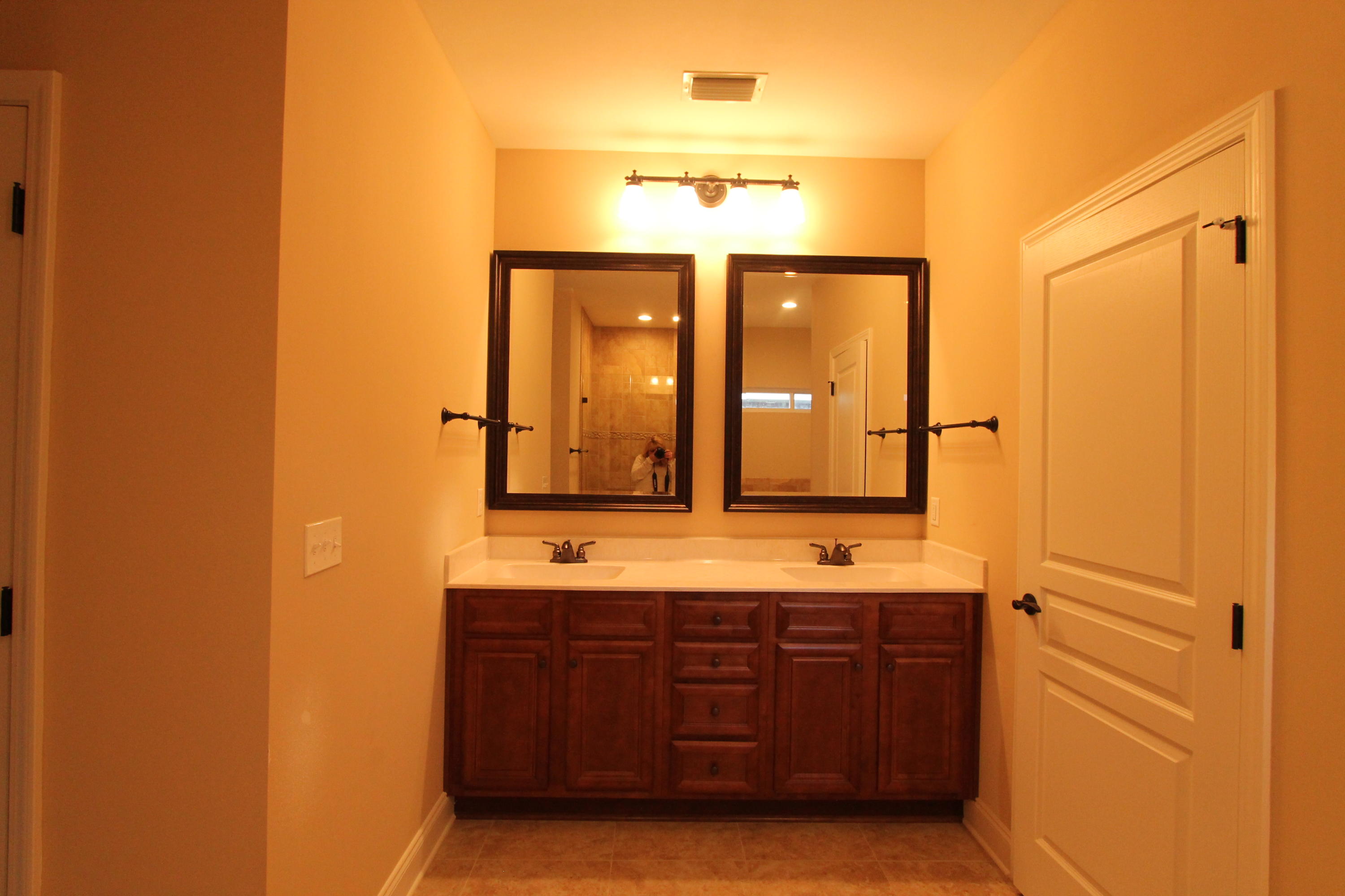 RACETRACK ROAD - Residential