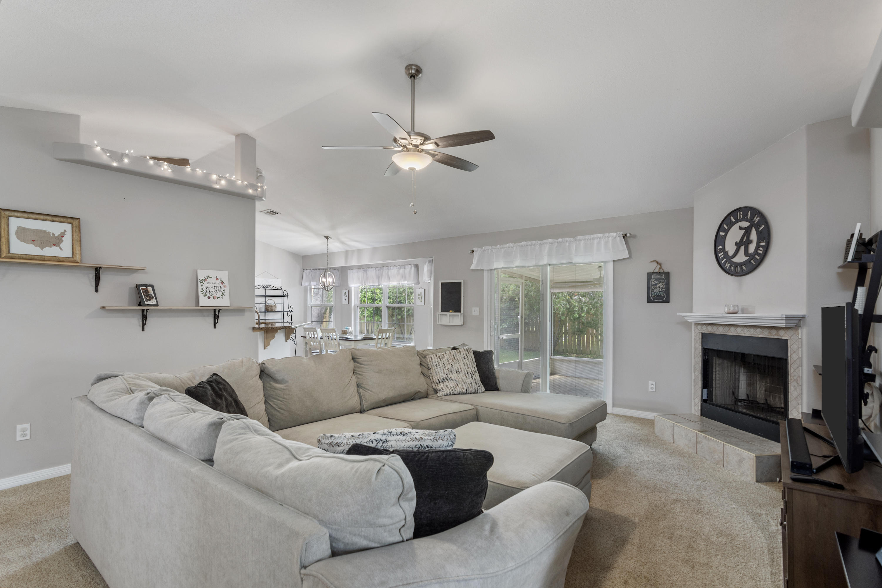 SPANISH TRACE ESTATES - Residential