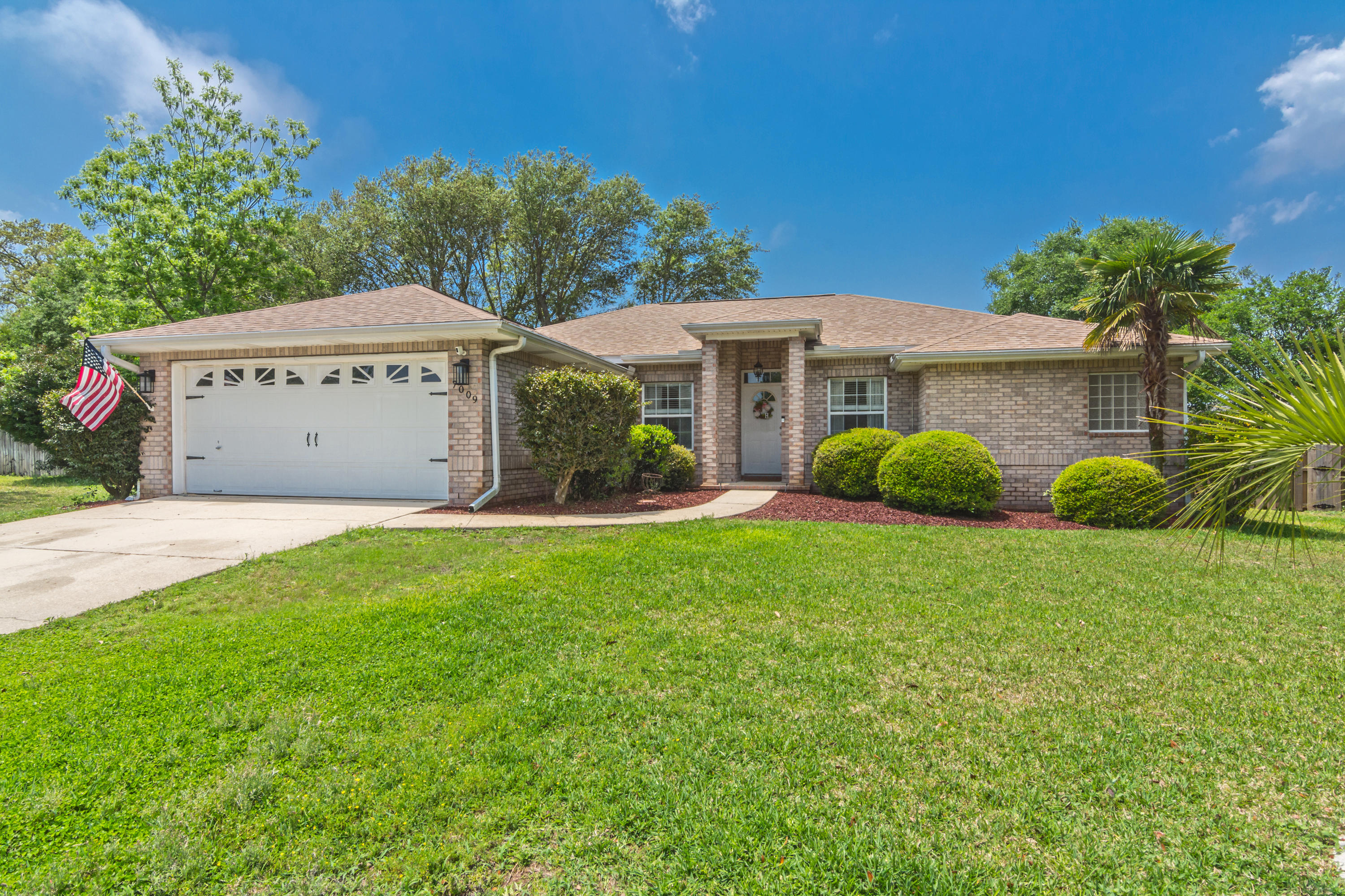 SPANISH TRACE ESTATES - Residential