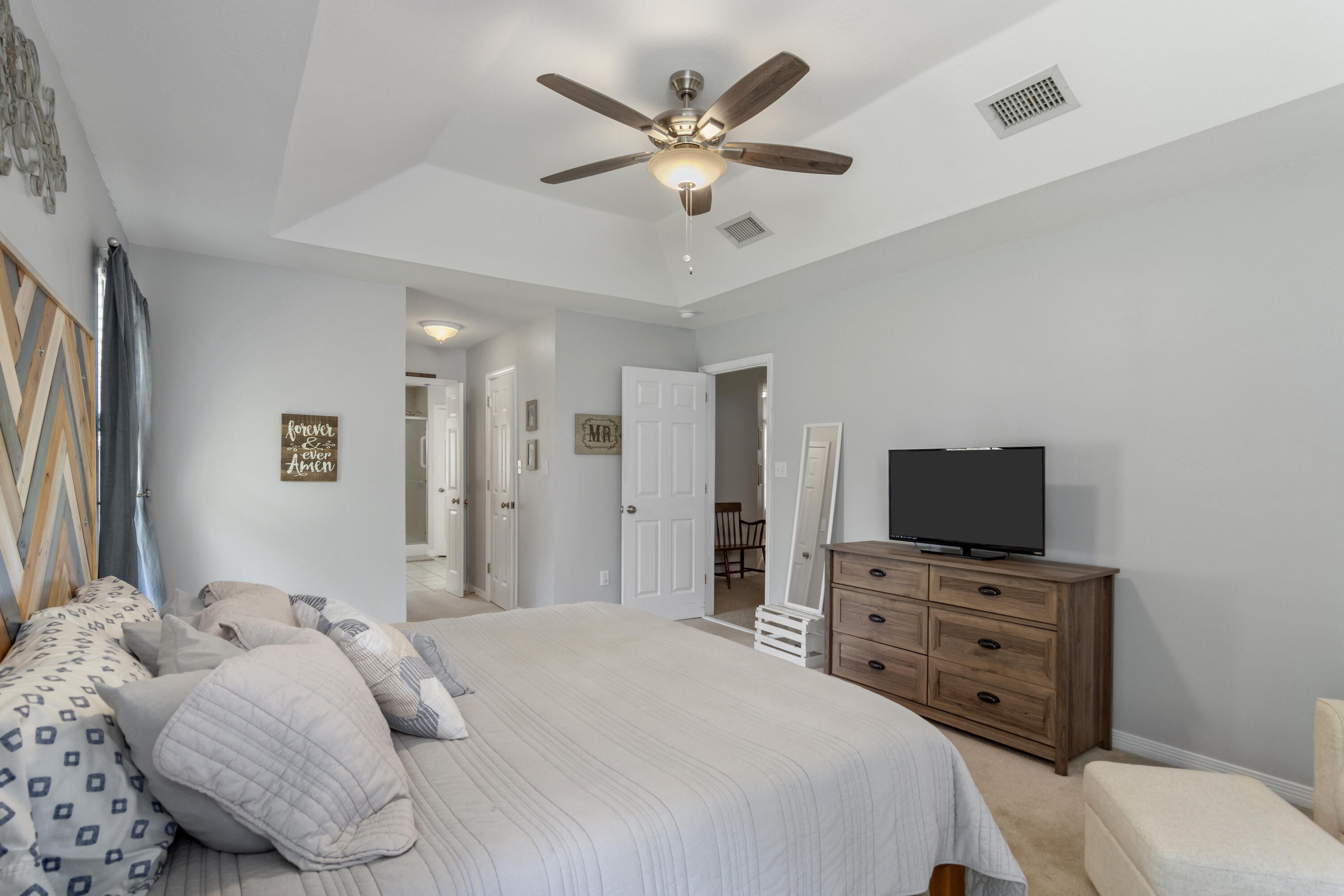 SPANISH TRACE ESTATES - Residential