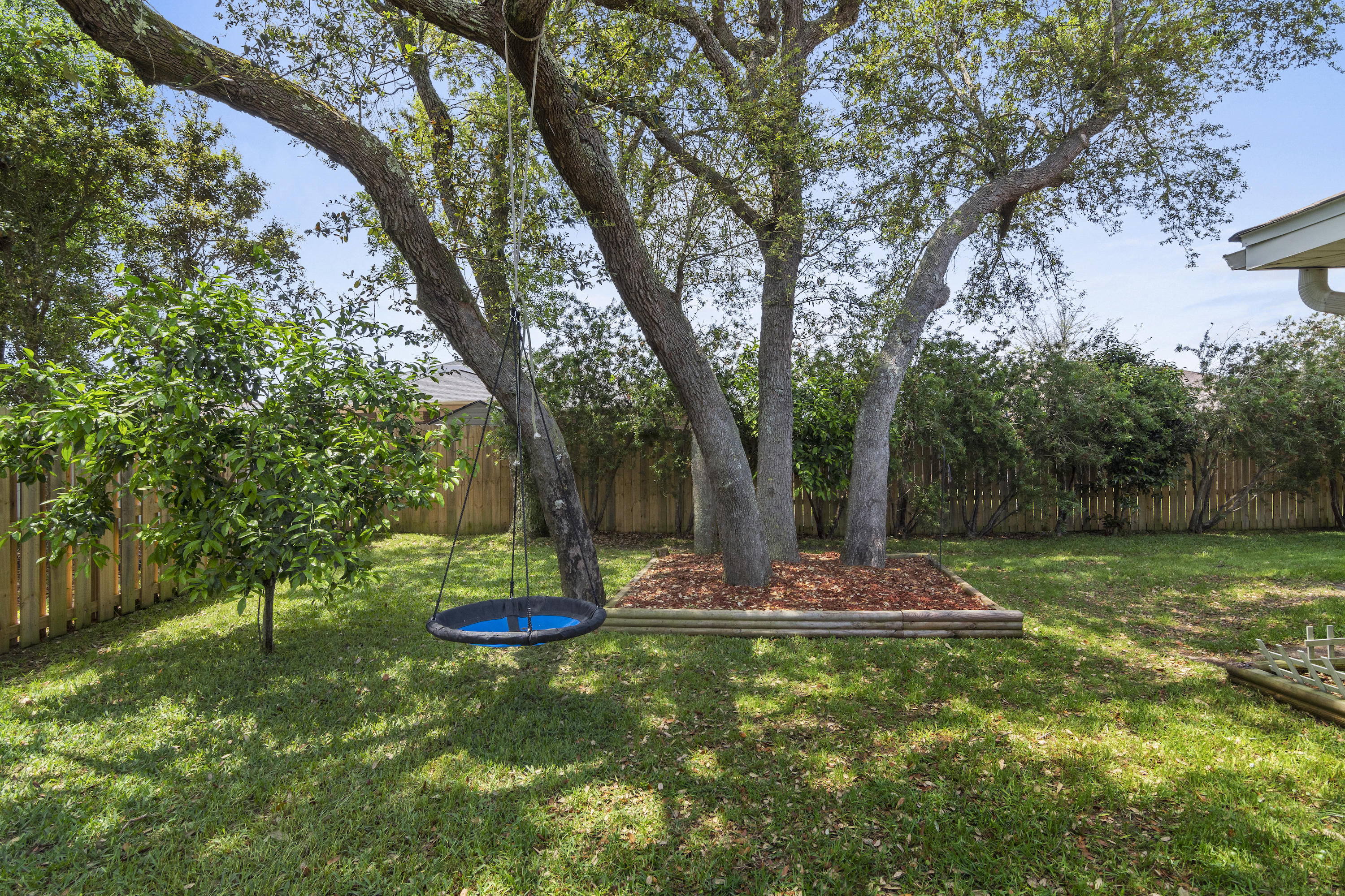 SPANISH TRACE ESTATES - Residential