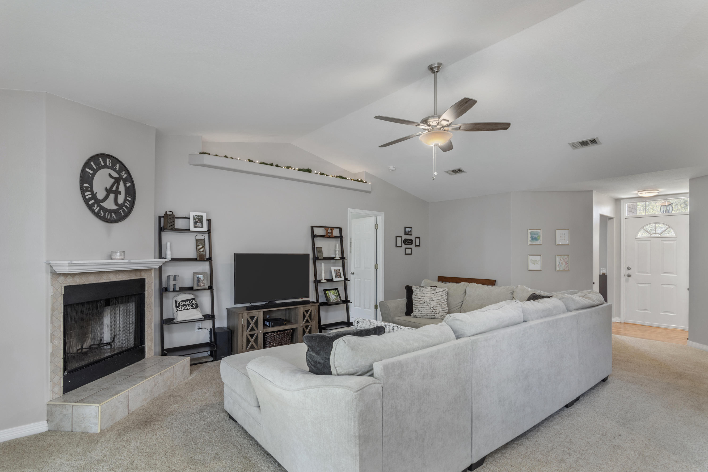 SPANISH TRACE ESTATES - Residential