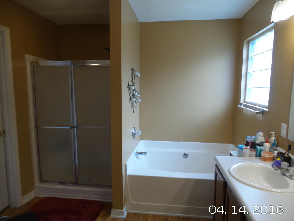 NORTHVIEW ESTATES 5TH ADDN - Residential Lease