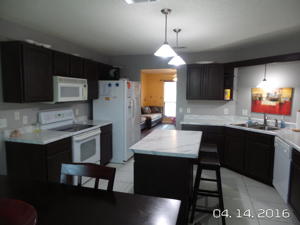 NORTHVIEW ESTATES 5TH ADDN - Residential Lease