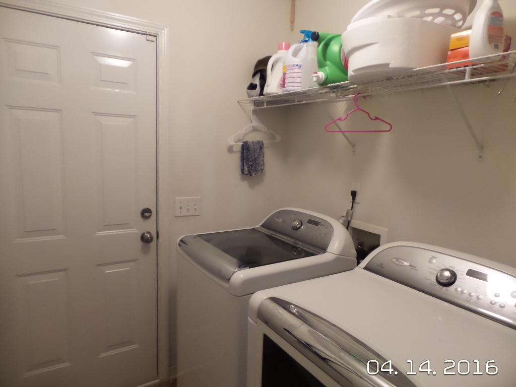 NORTHVIEW ESTATES 5TH ADDN - Residential Lease