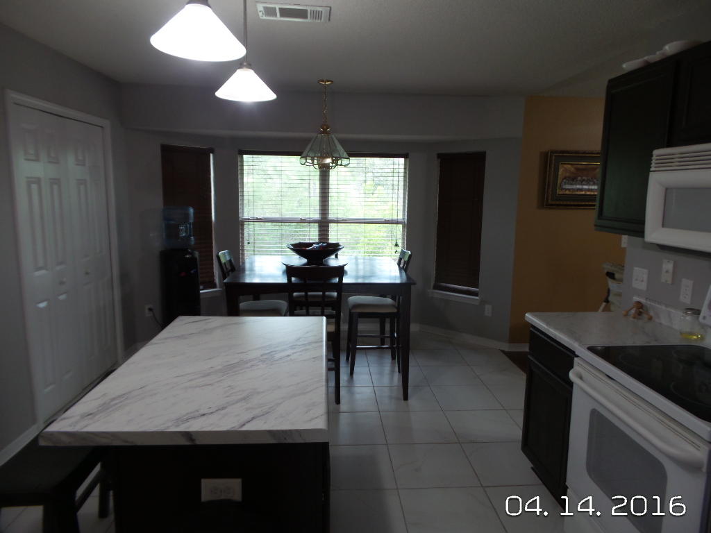 NORTHVIEW ESTATES 5TH ADDN - Residential Lease