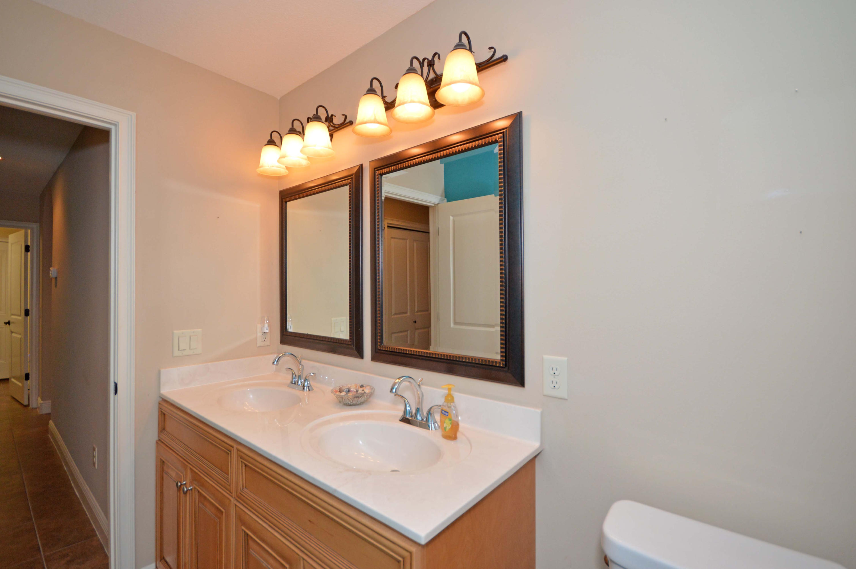 HOLLEY BY THE SEA - Residential