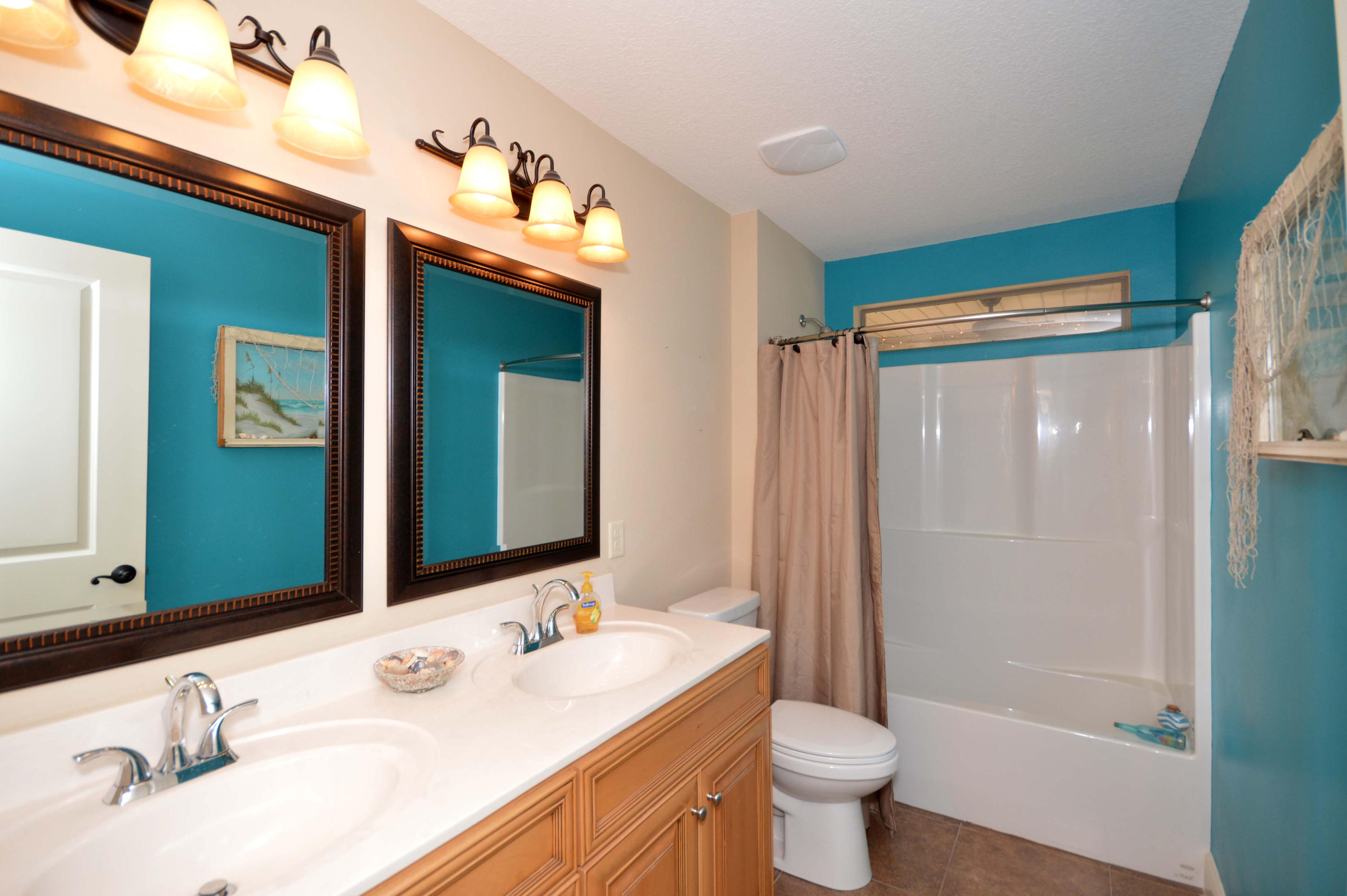 HOLLEY BY THE SEA - Residential