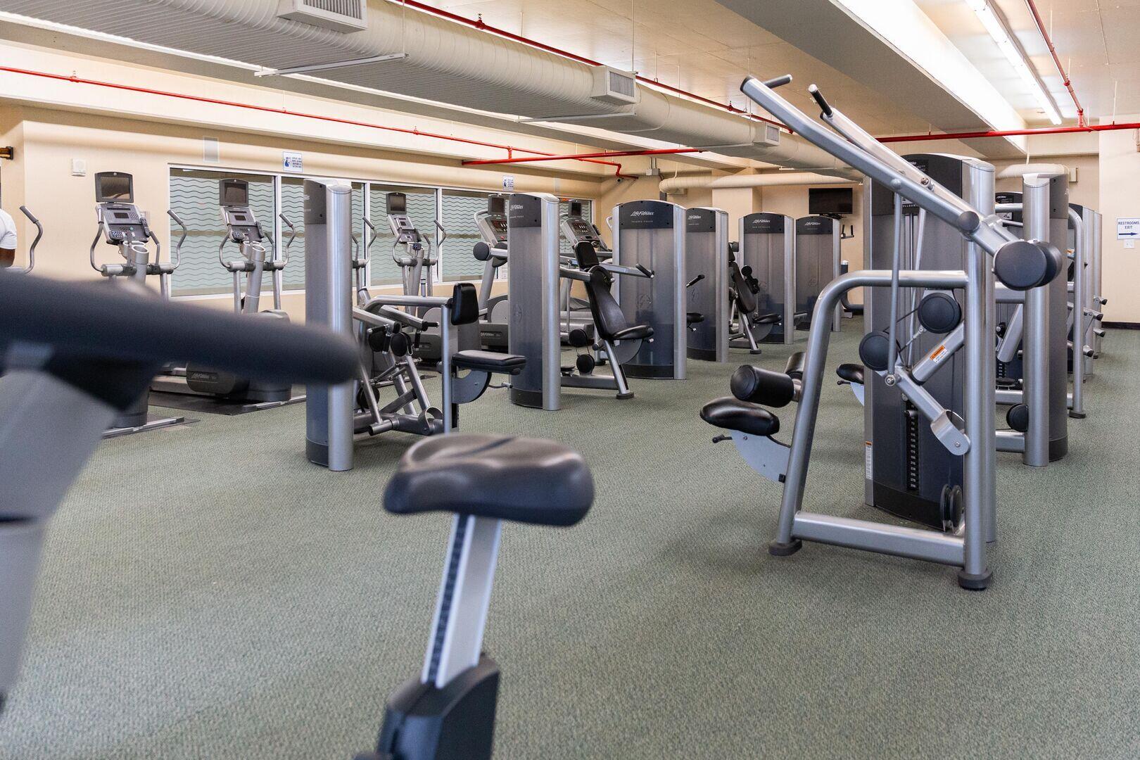 MAJESTIC BEACH TOWERS I - Residential