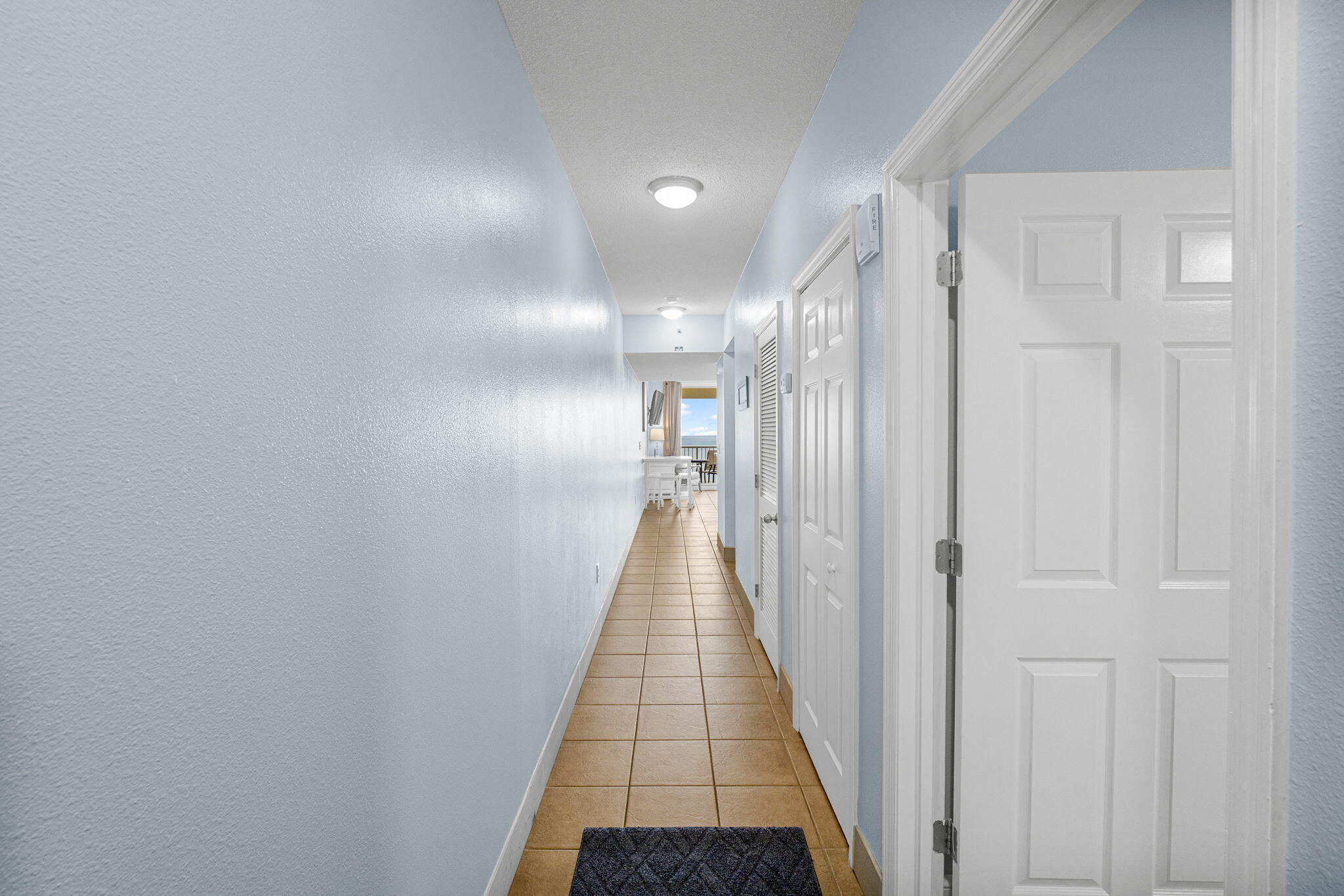 MAJESTIC BEACH TOWERS I - Residential