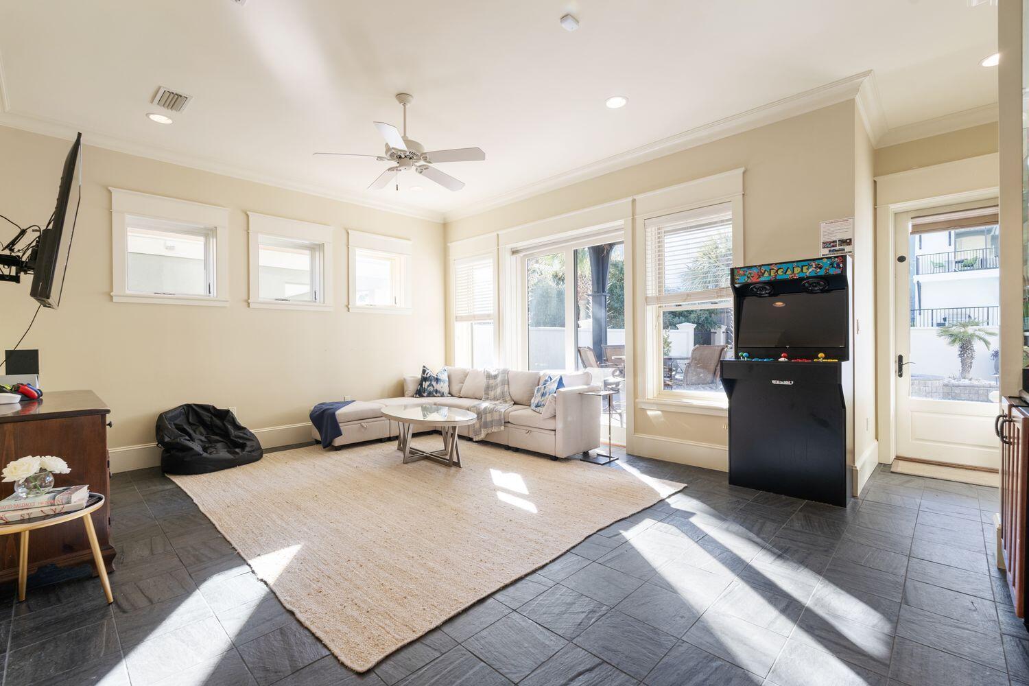 Sandtrap Road - Residential
