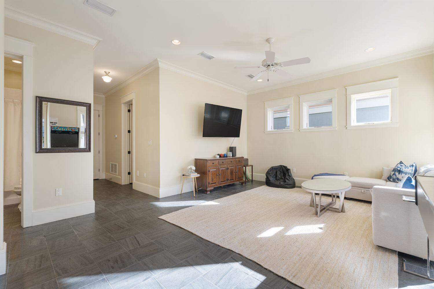 Sandtrap Road - Residential