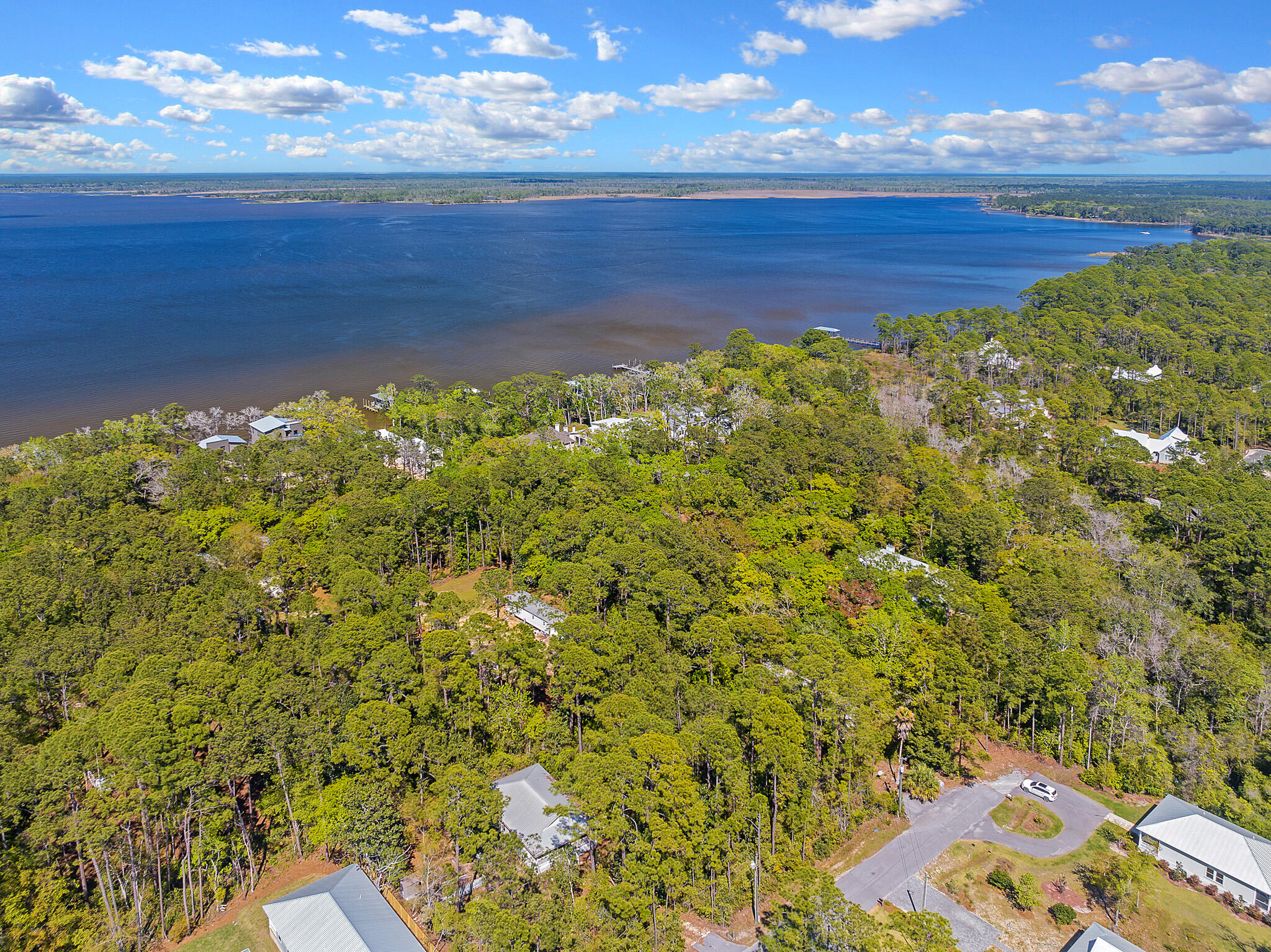 MAGNOLIA BEACH - Land