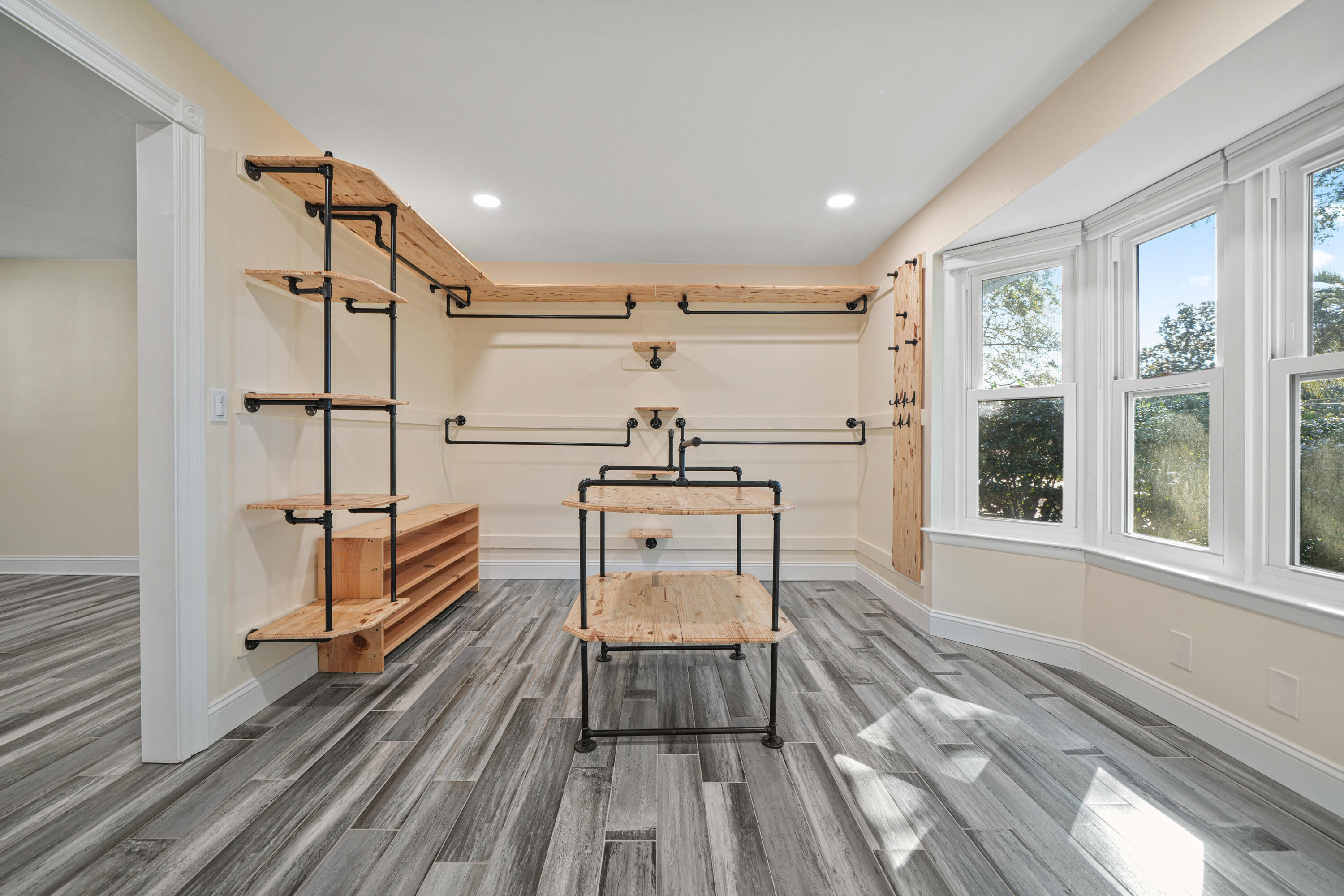 LONGWOOD - Residential